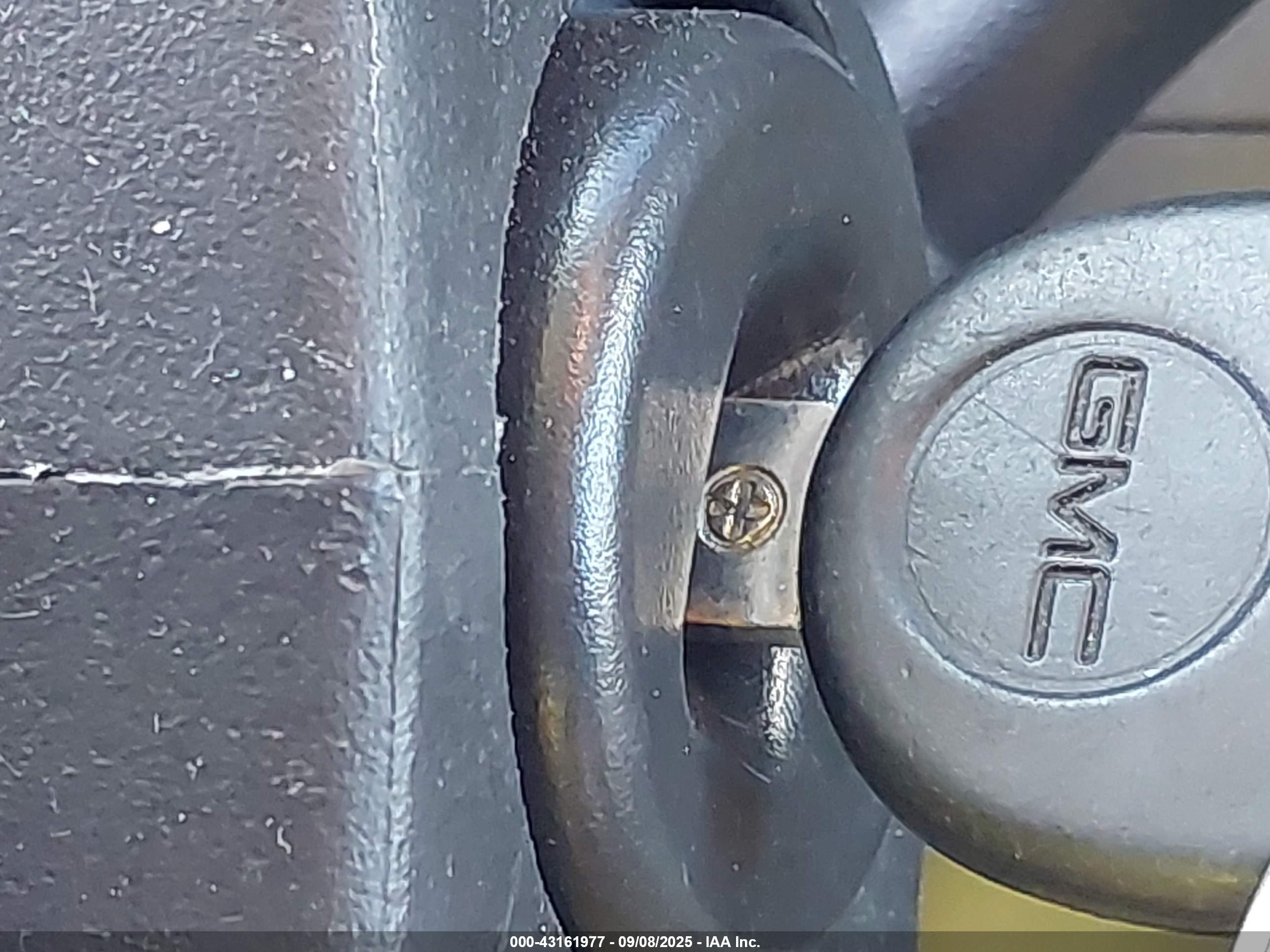 GMC SIERRA image 11