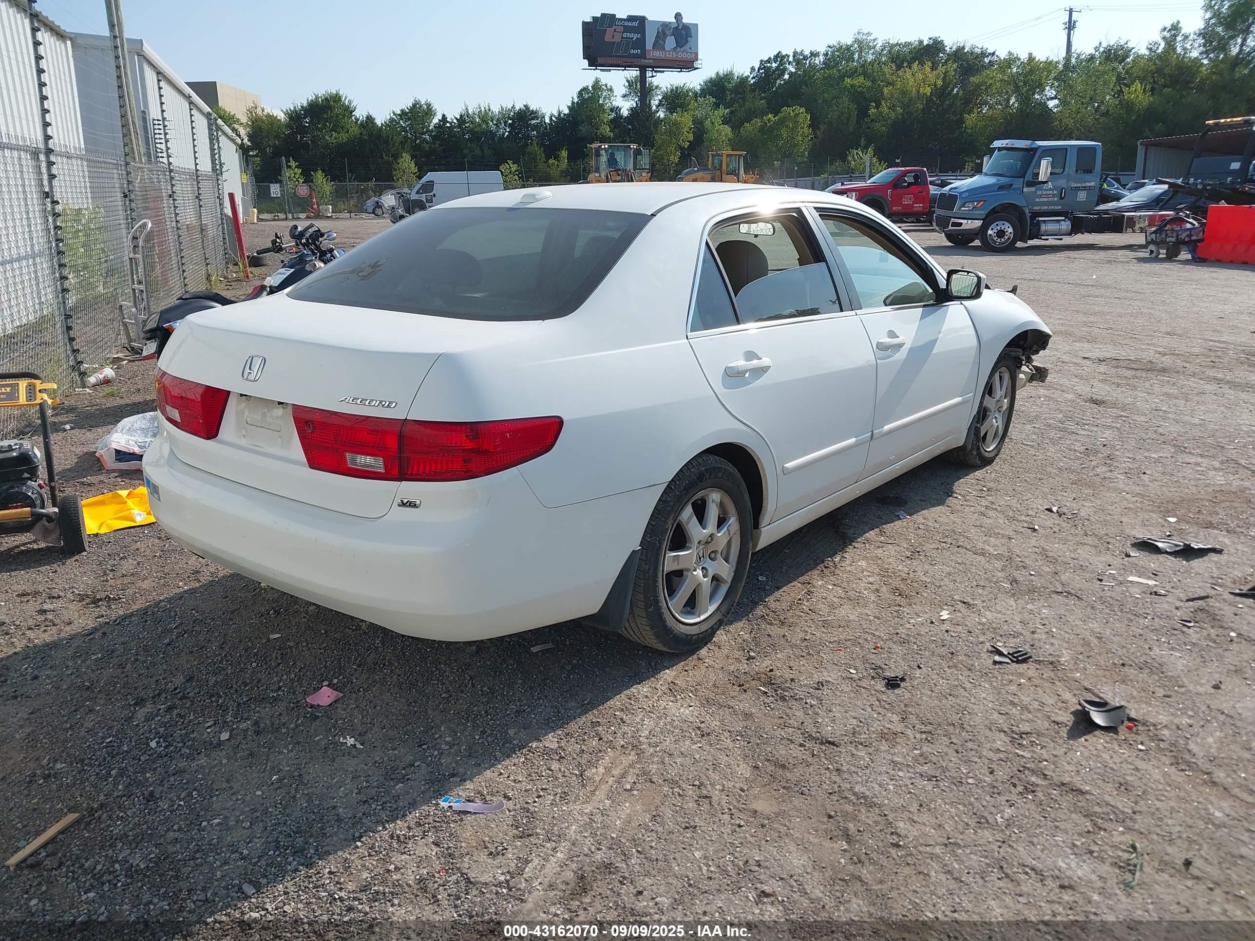 HONDA ACCORD image 4