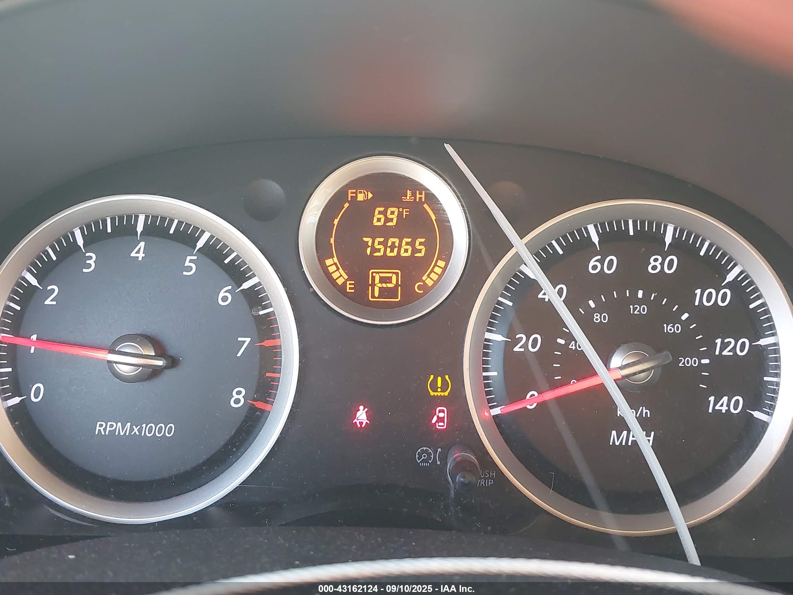 NISSAN SENTRA image 7