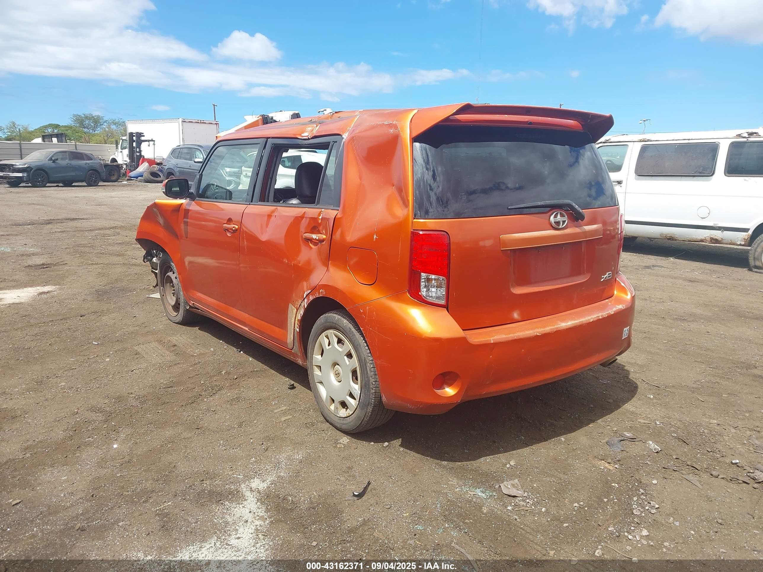 SCION XB image 3