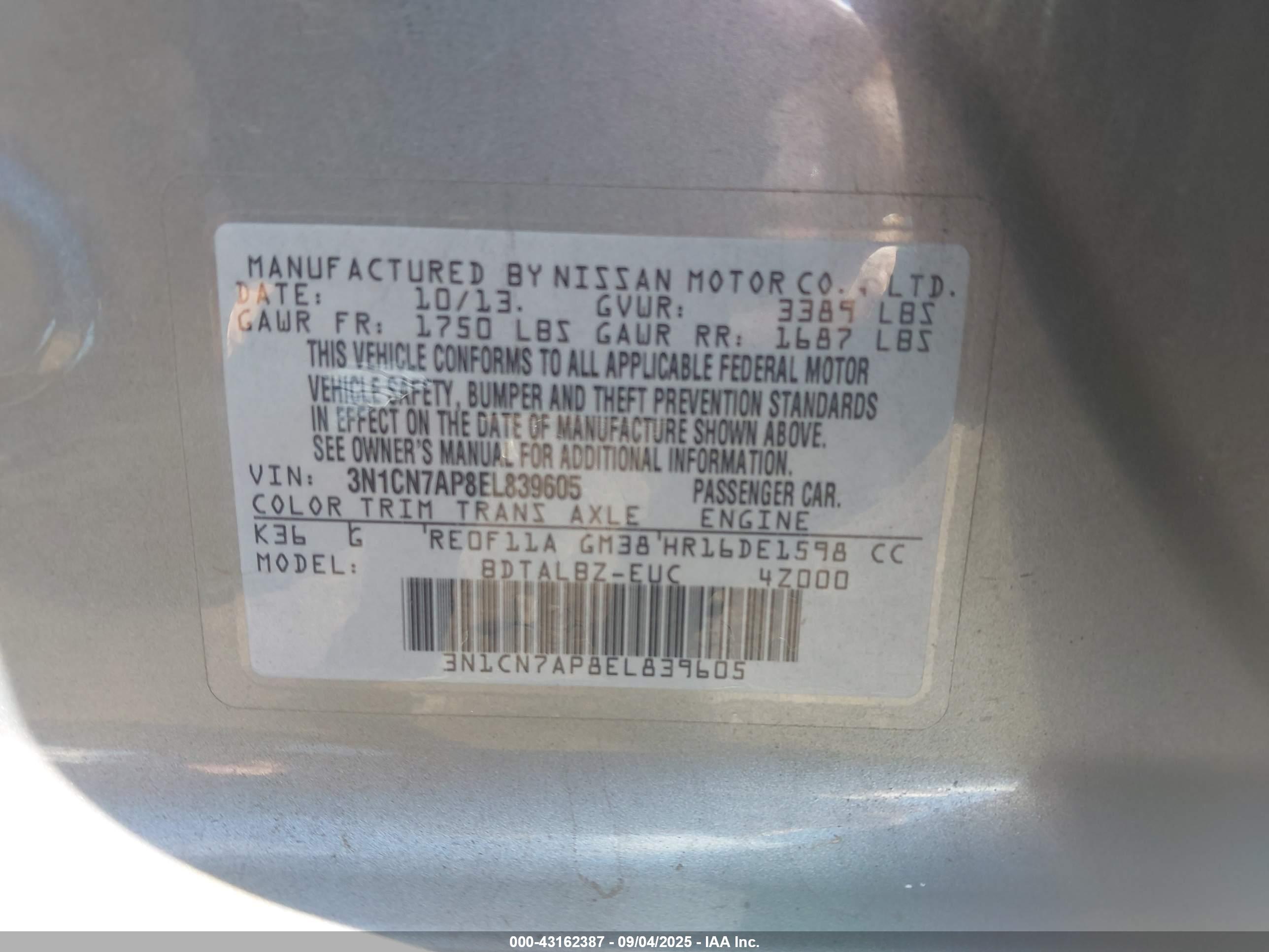 NISSAN VERSA image 9