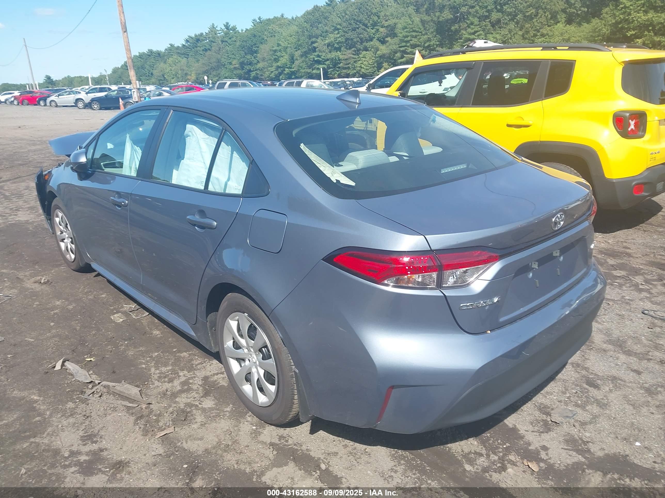 TOYOTA COROLLA image 3