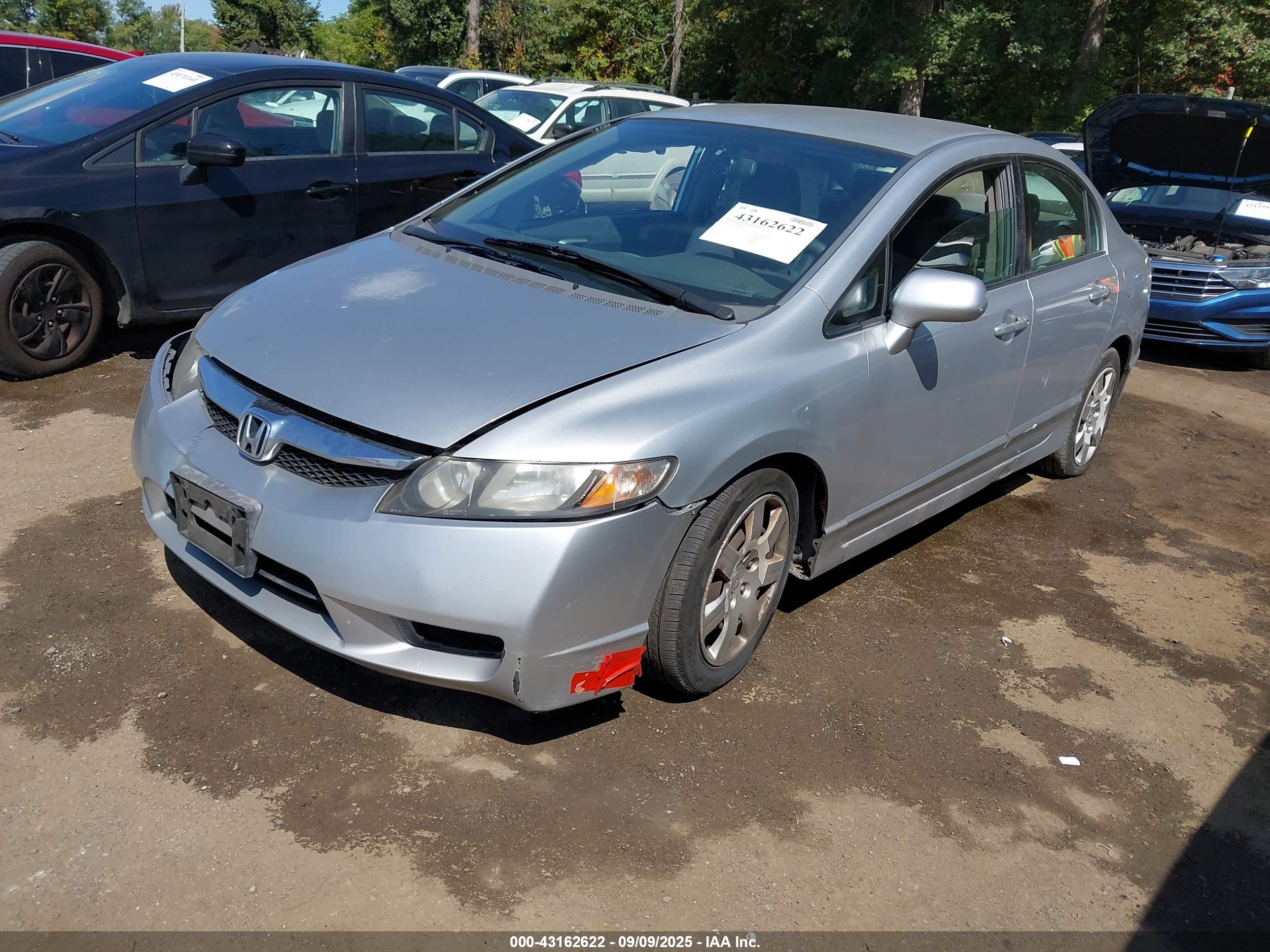 HONDA CIVIC image 2