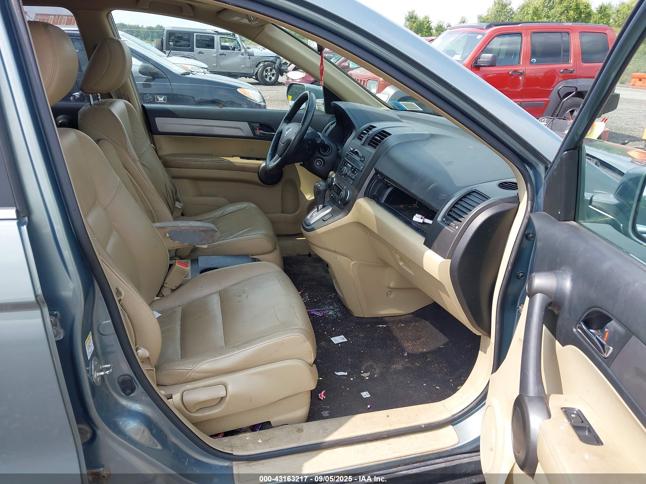 HONDA CR-V image 5