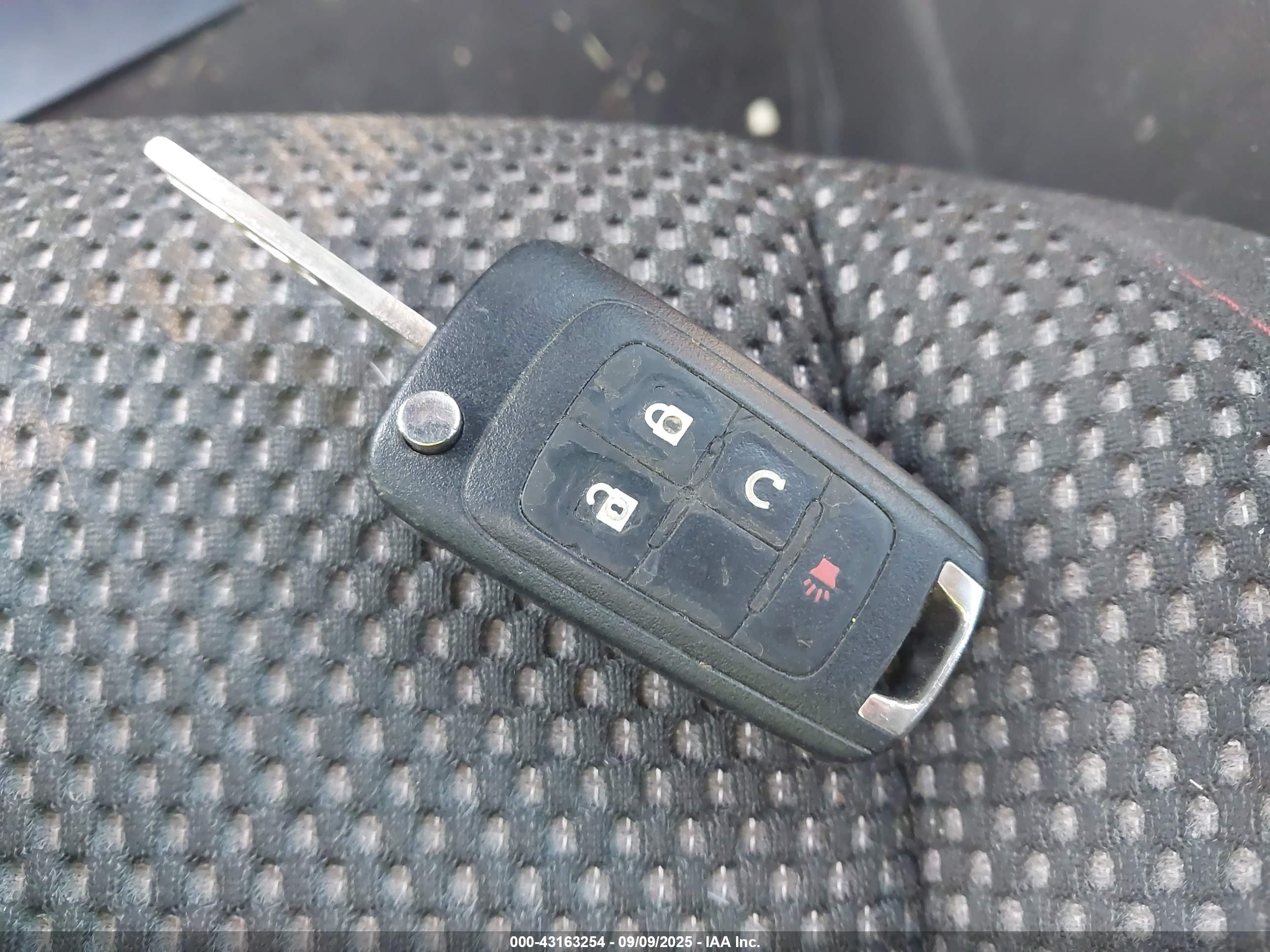 CHEVROLET EQUINOX image 11