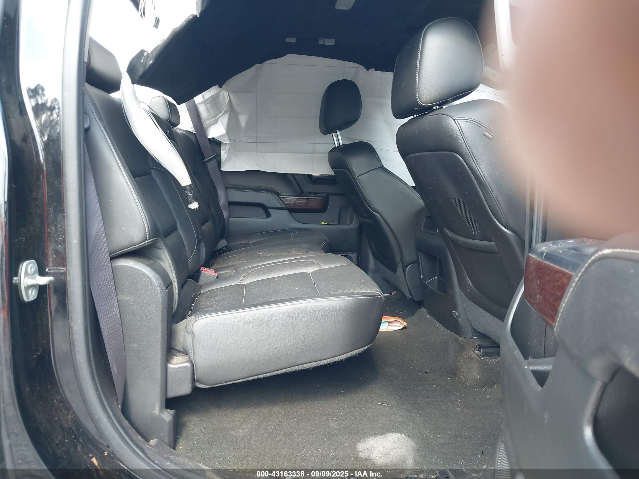 GMC SIERRA image 8