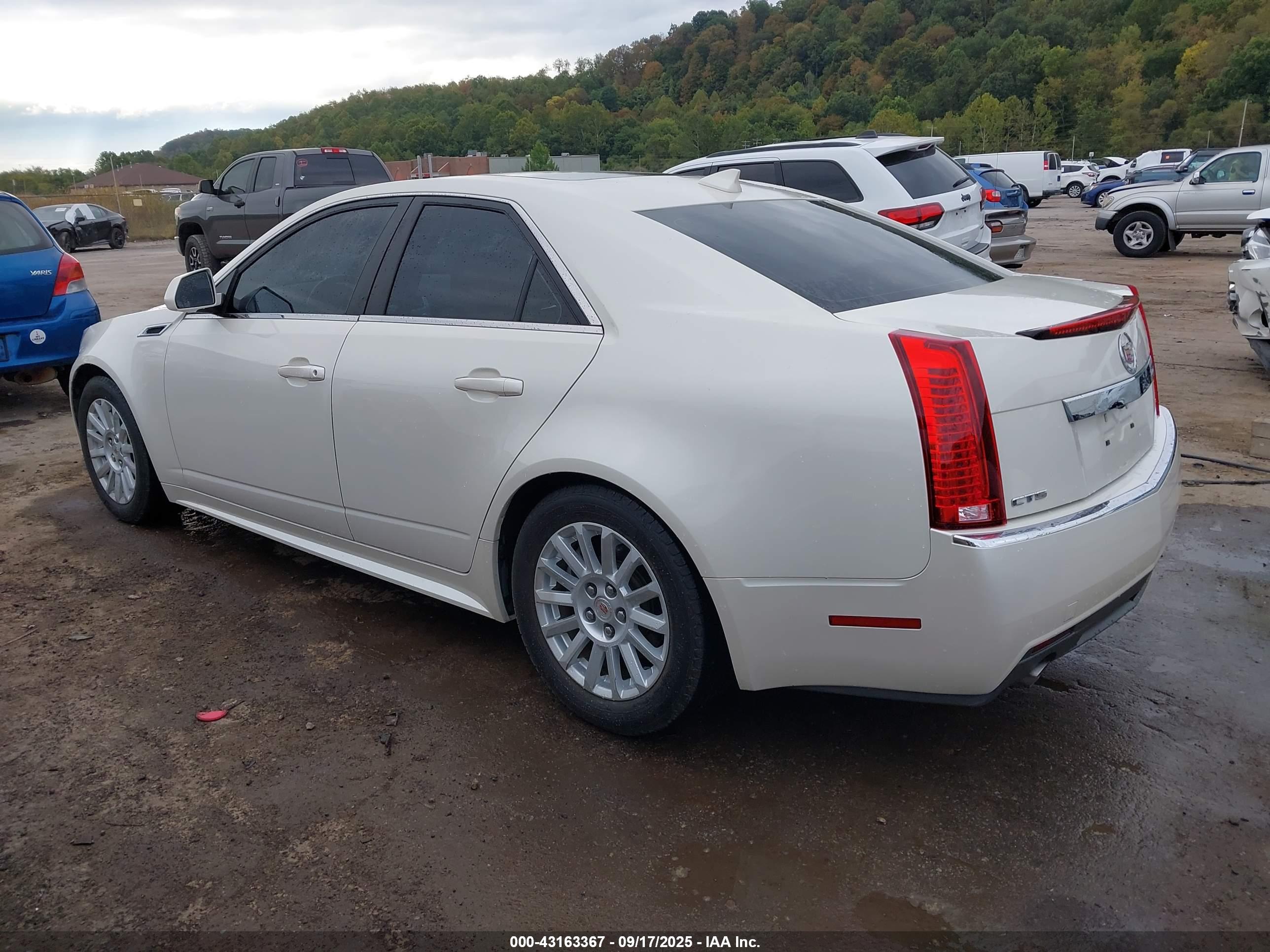 CADILLAC CTS image 3