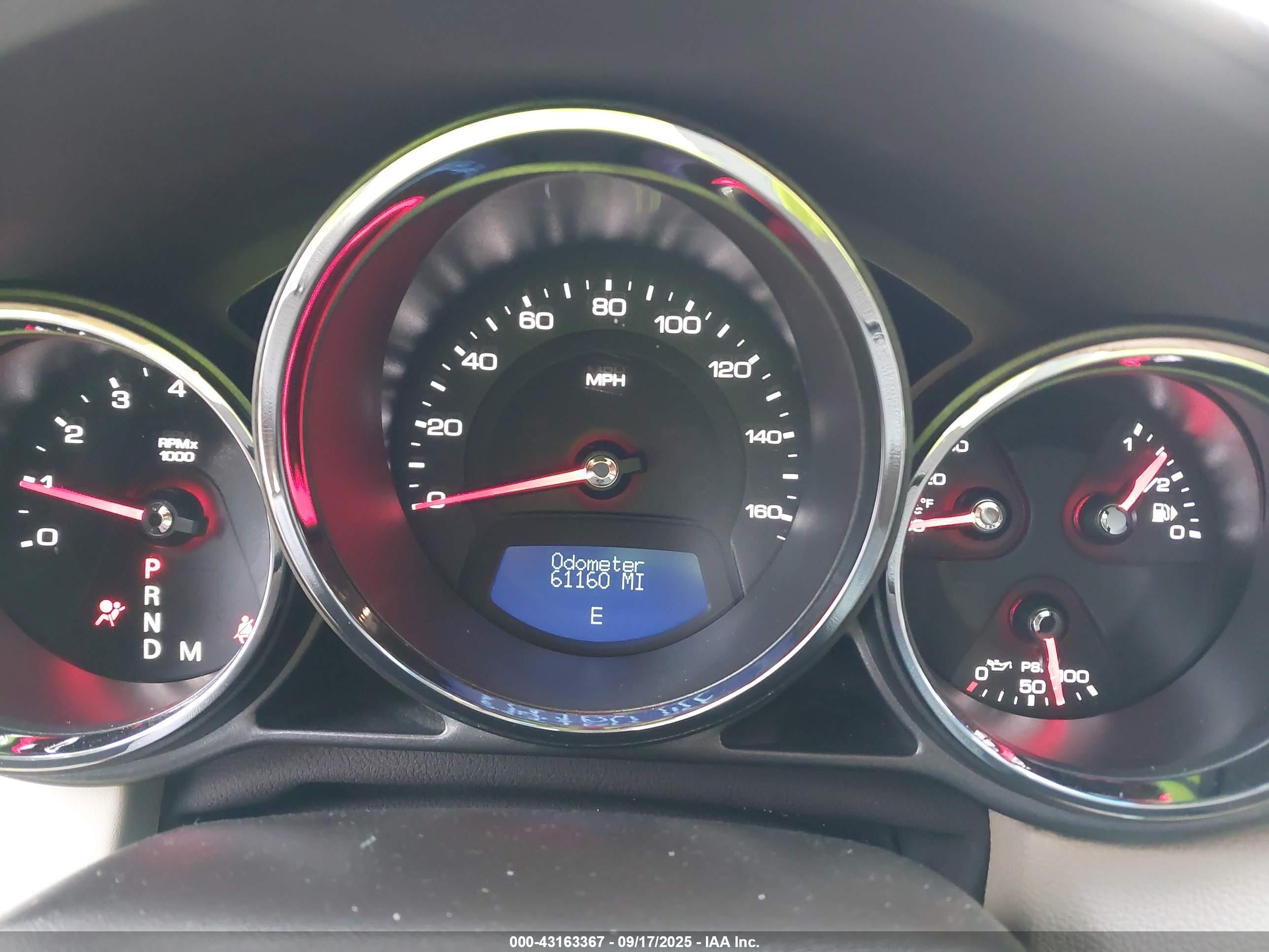 CADILLAC CTS image 7