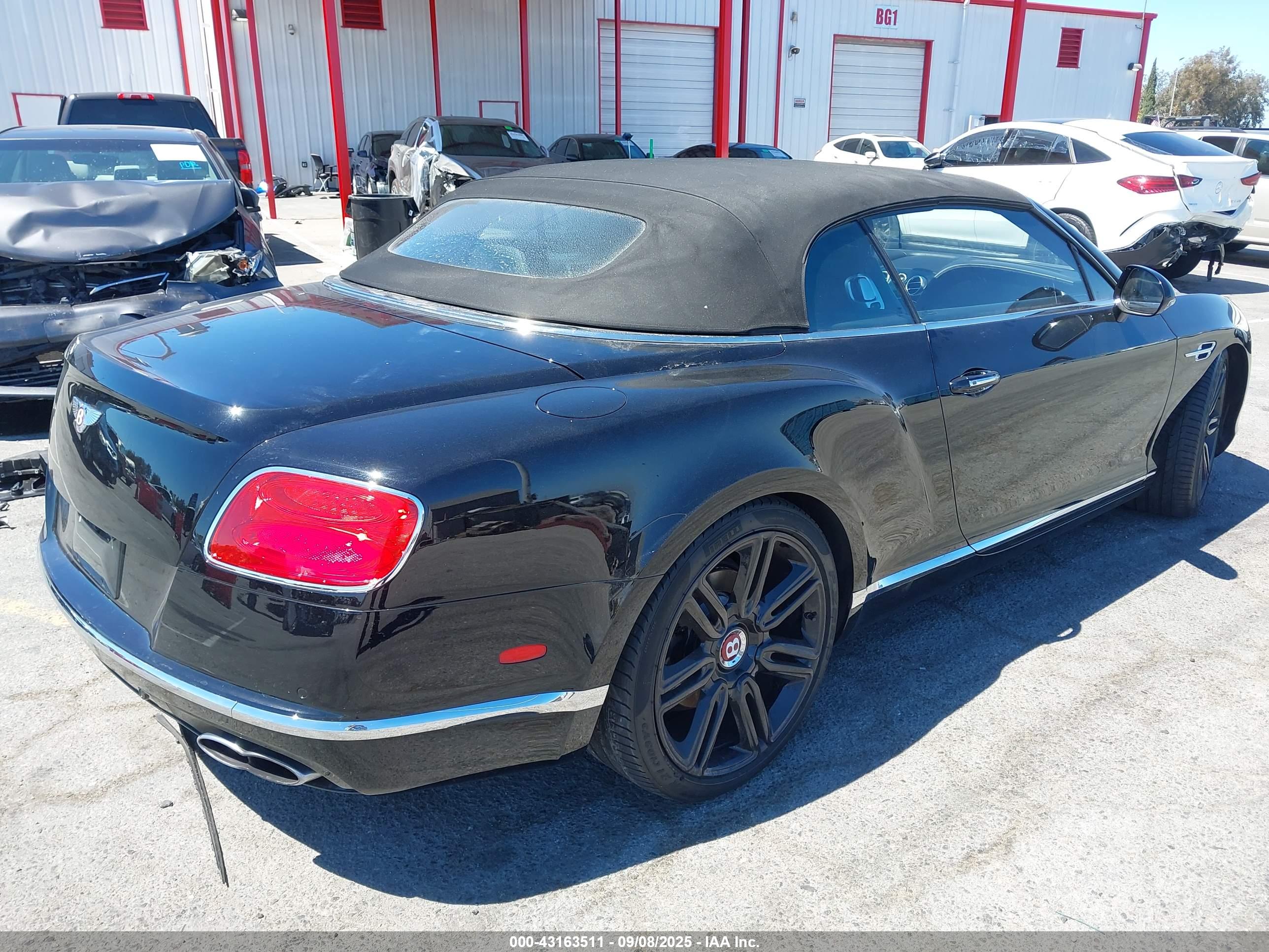 BENTLEY CONTINENTAL image 4