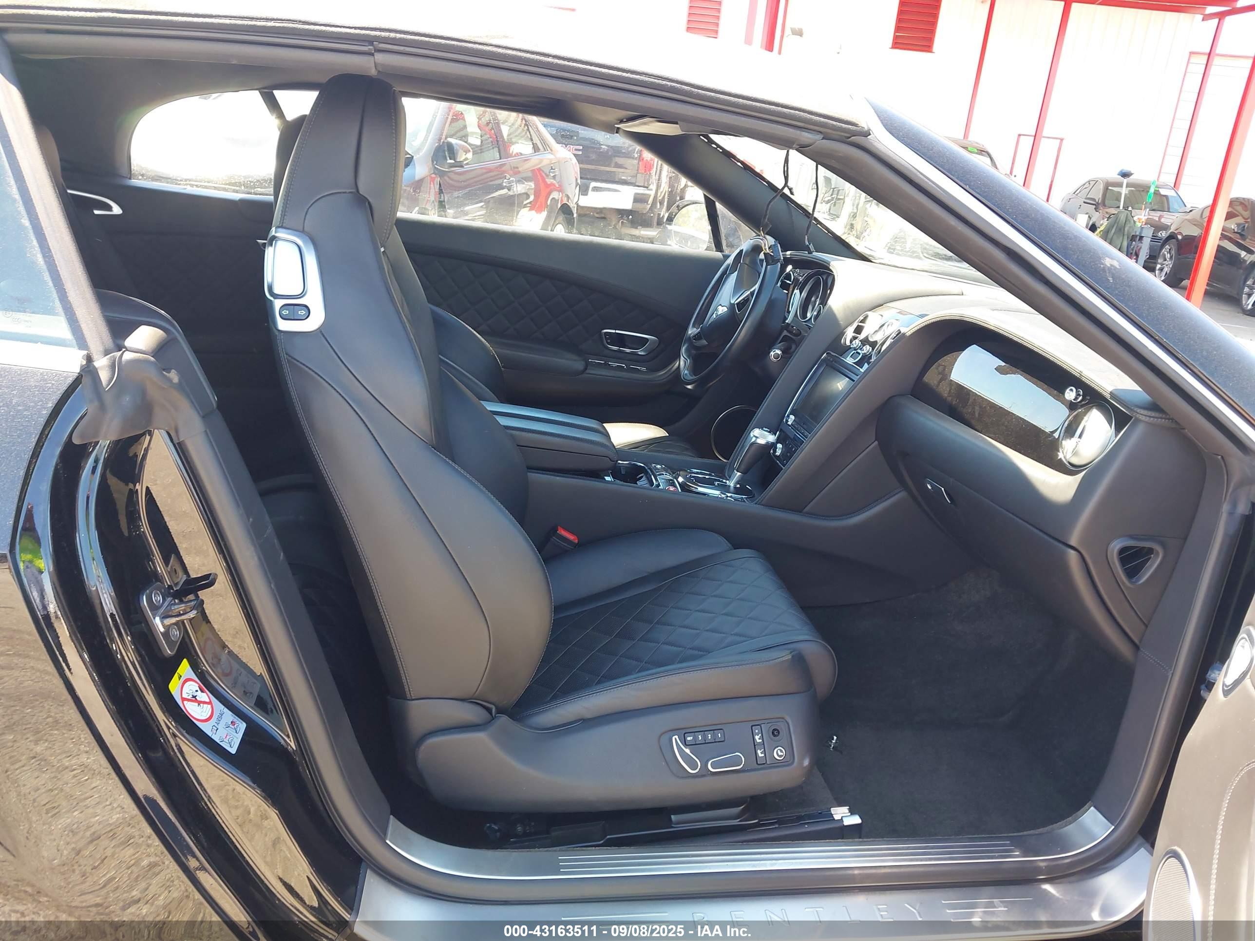 BENTLEY CONTINENTAL image 5