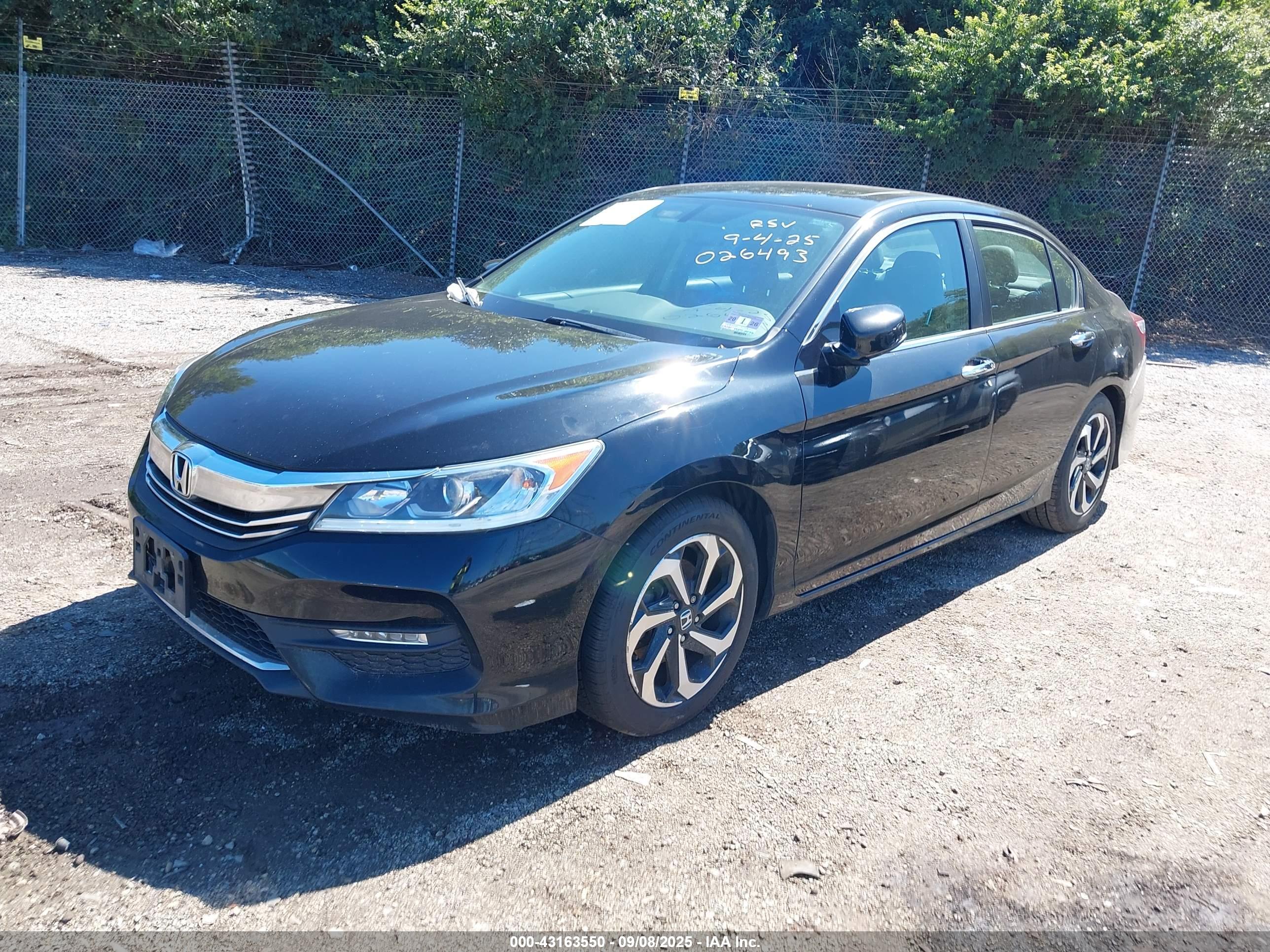 HONDA ACCORD image 2