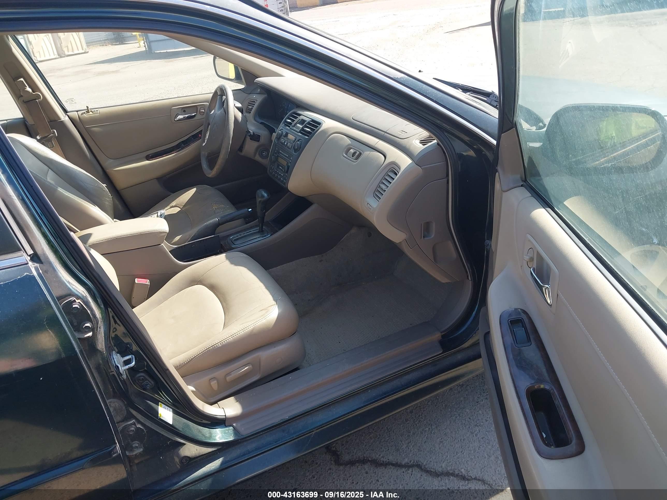 HONDA ACCORD image 5