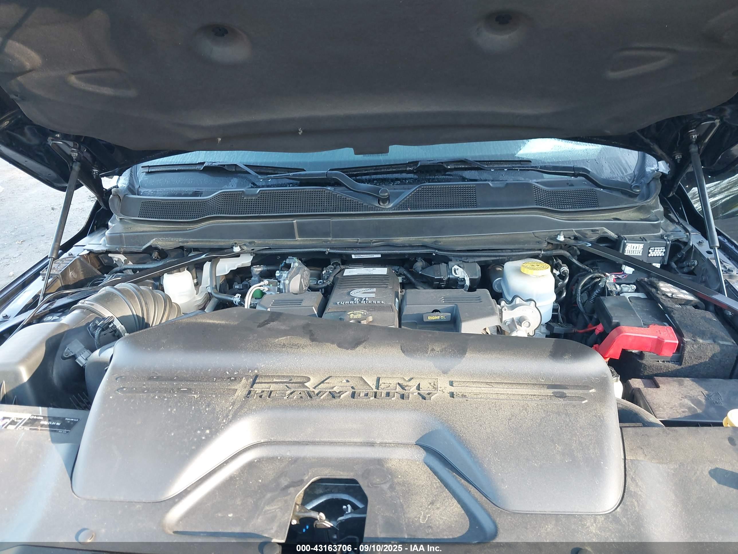 RAM 2500 image 10