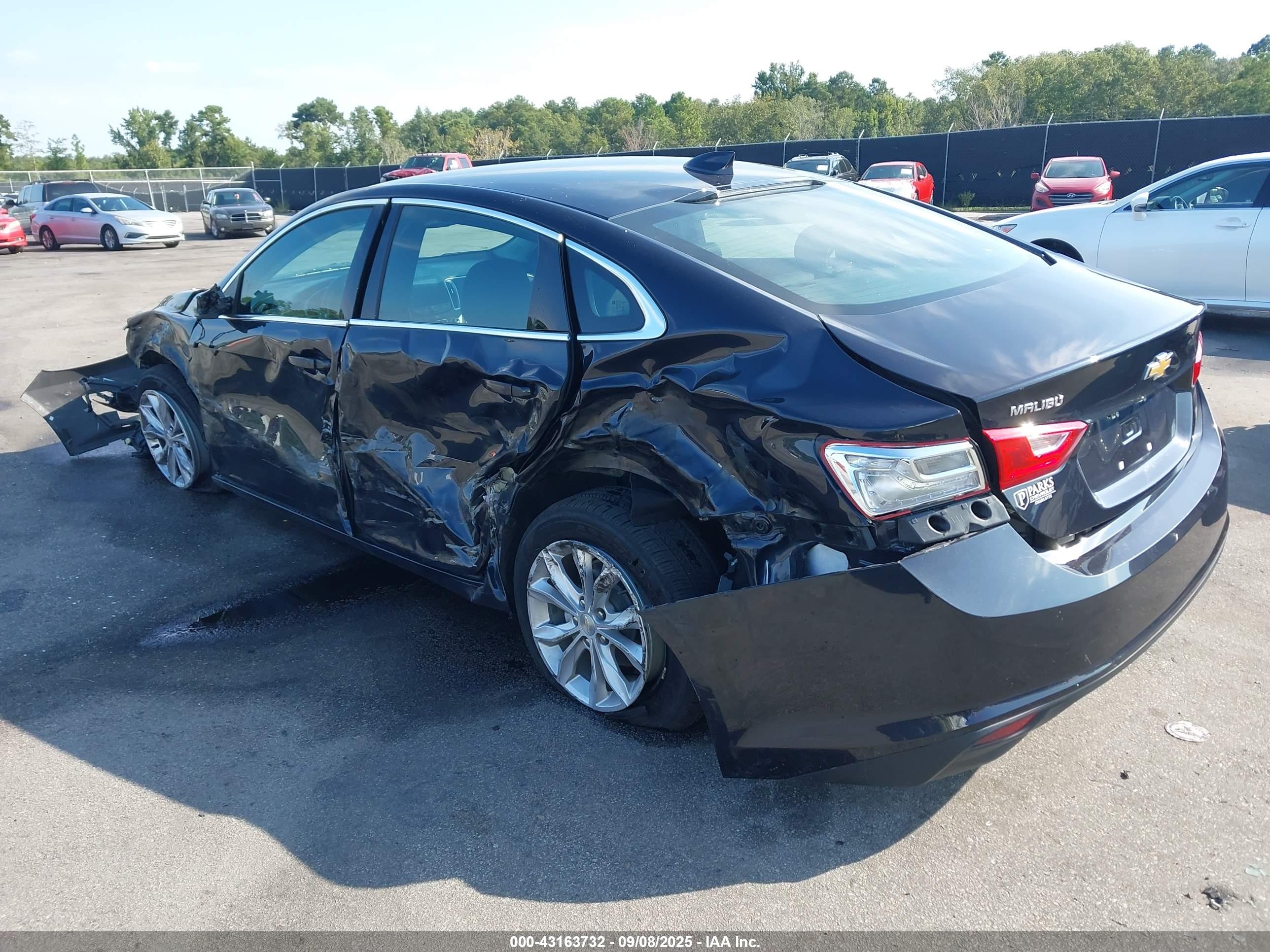 CHEVROLET MALIBU image 3