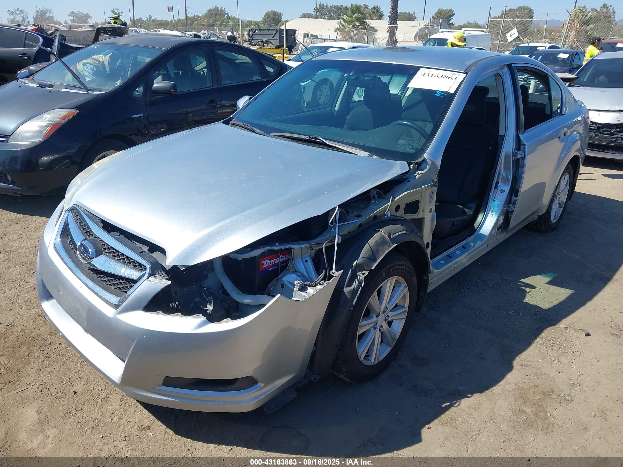 SUBARU LEGACY image 2