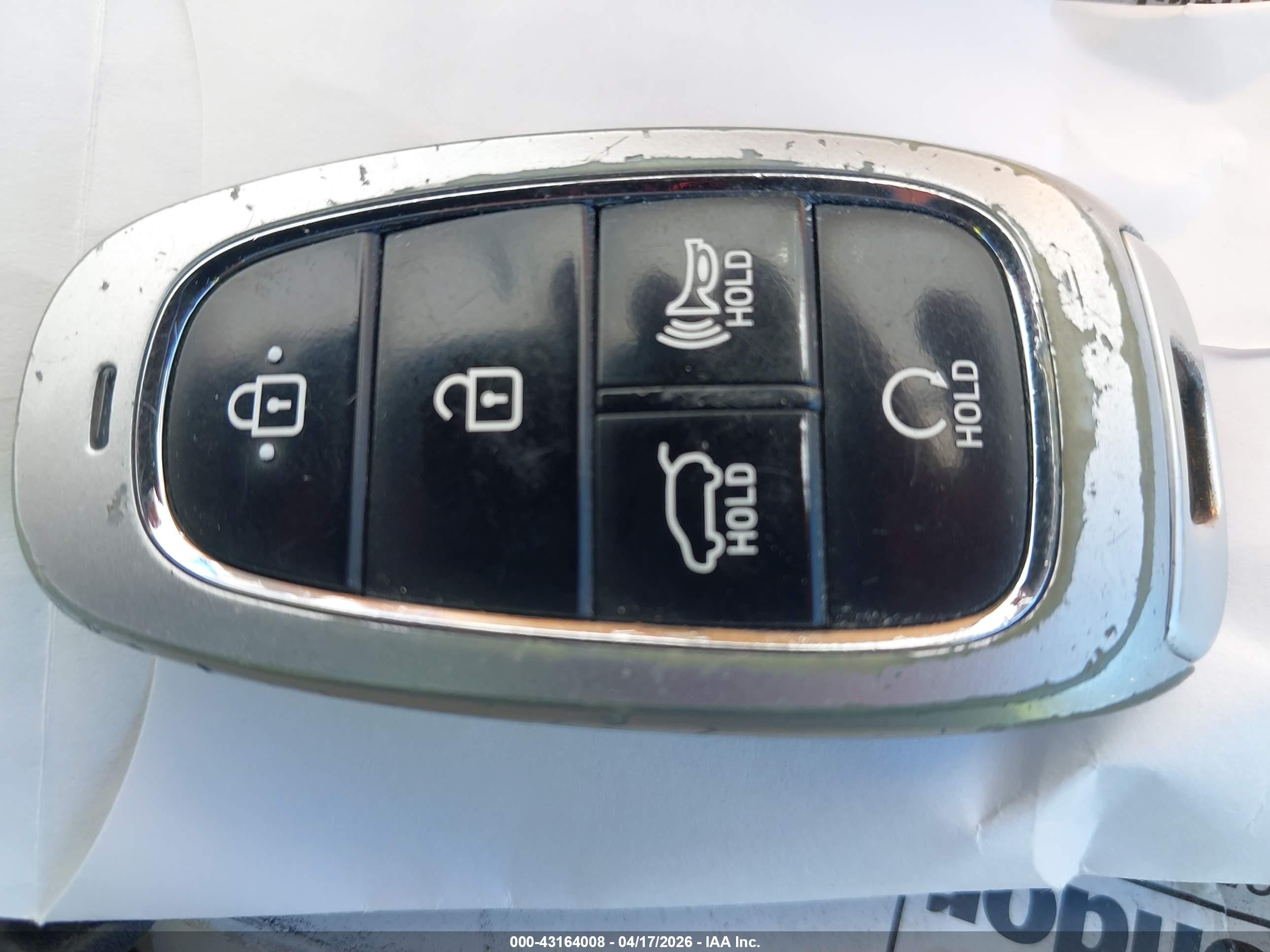 HYUNDAI TUCSON image 11