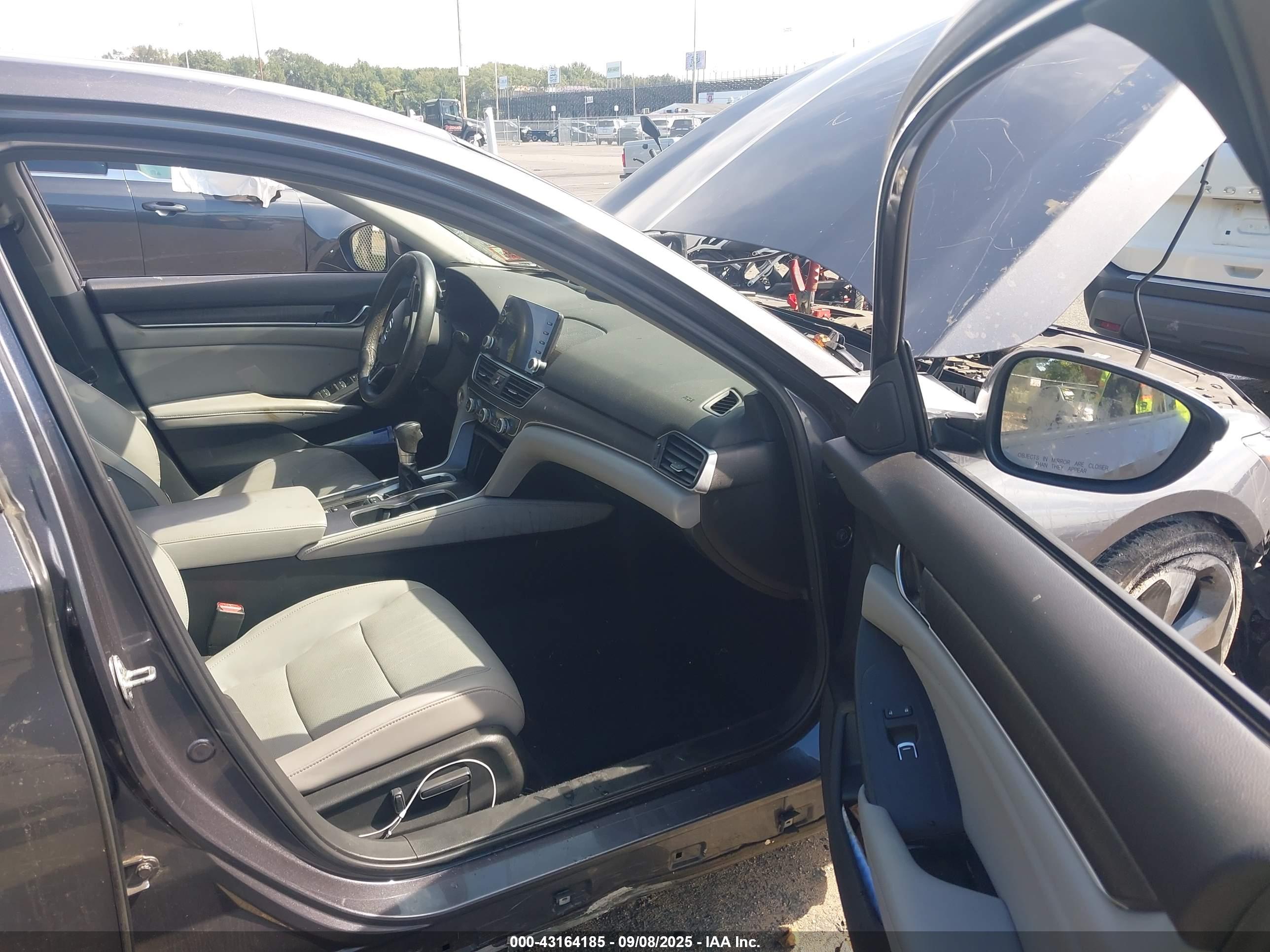 HONDA ACCORD image 5