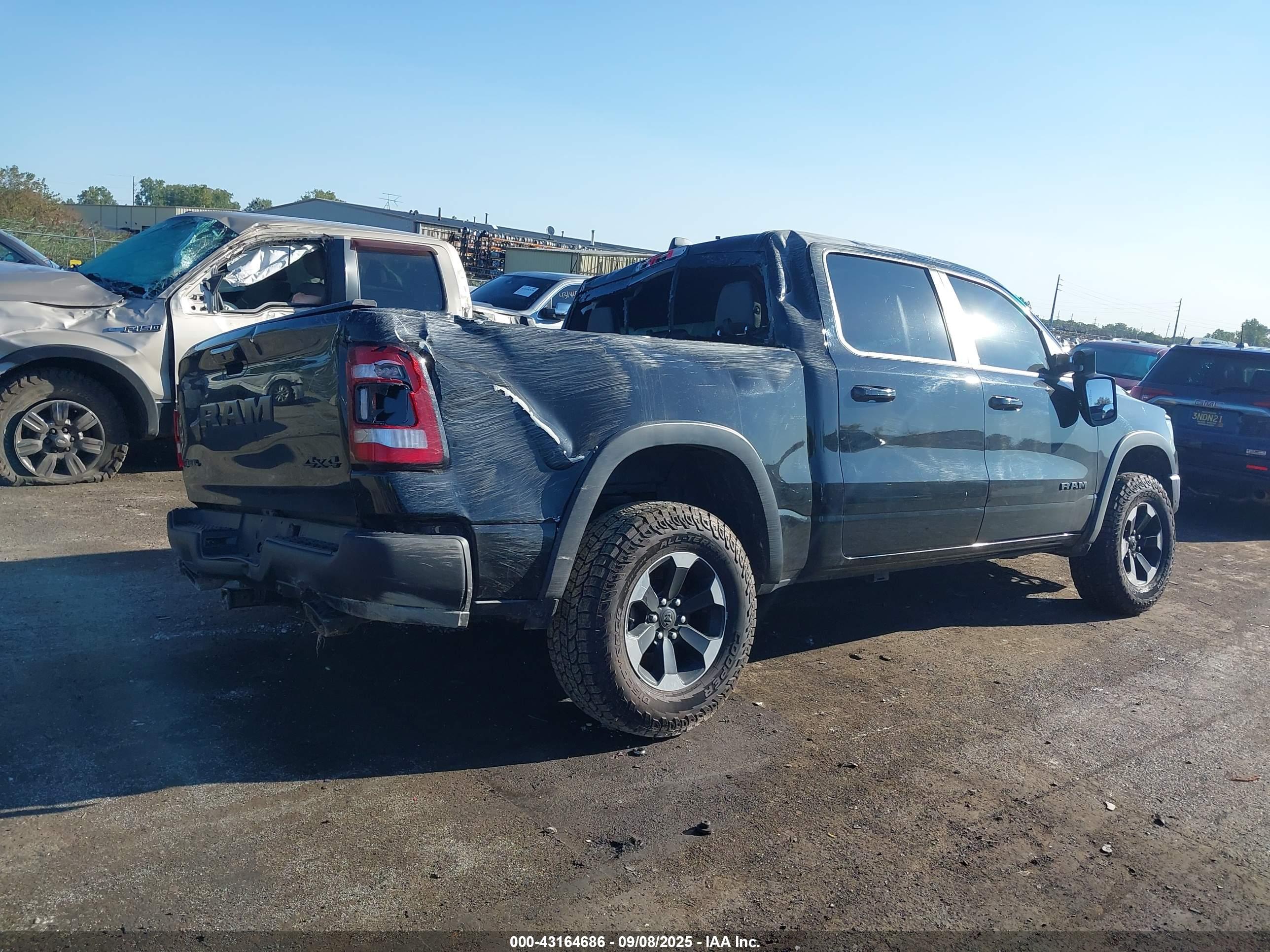 RAM 1500 image 4