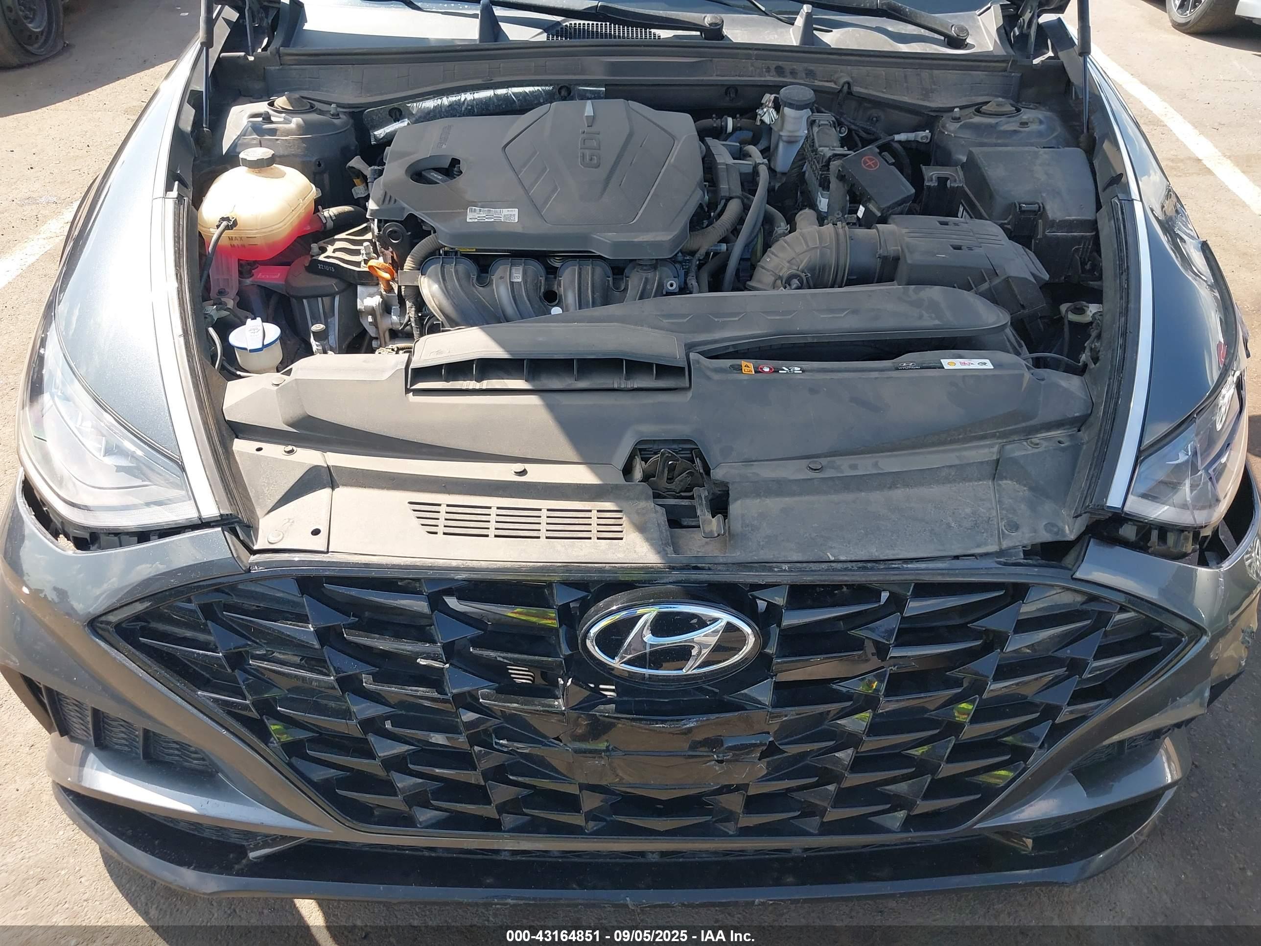 HYUNDAI SONATA image 10
