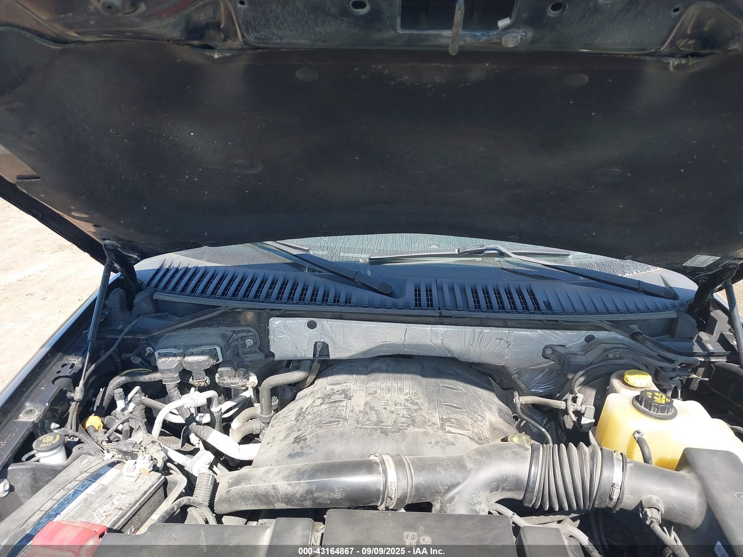 FORD EXPEDITION image 10