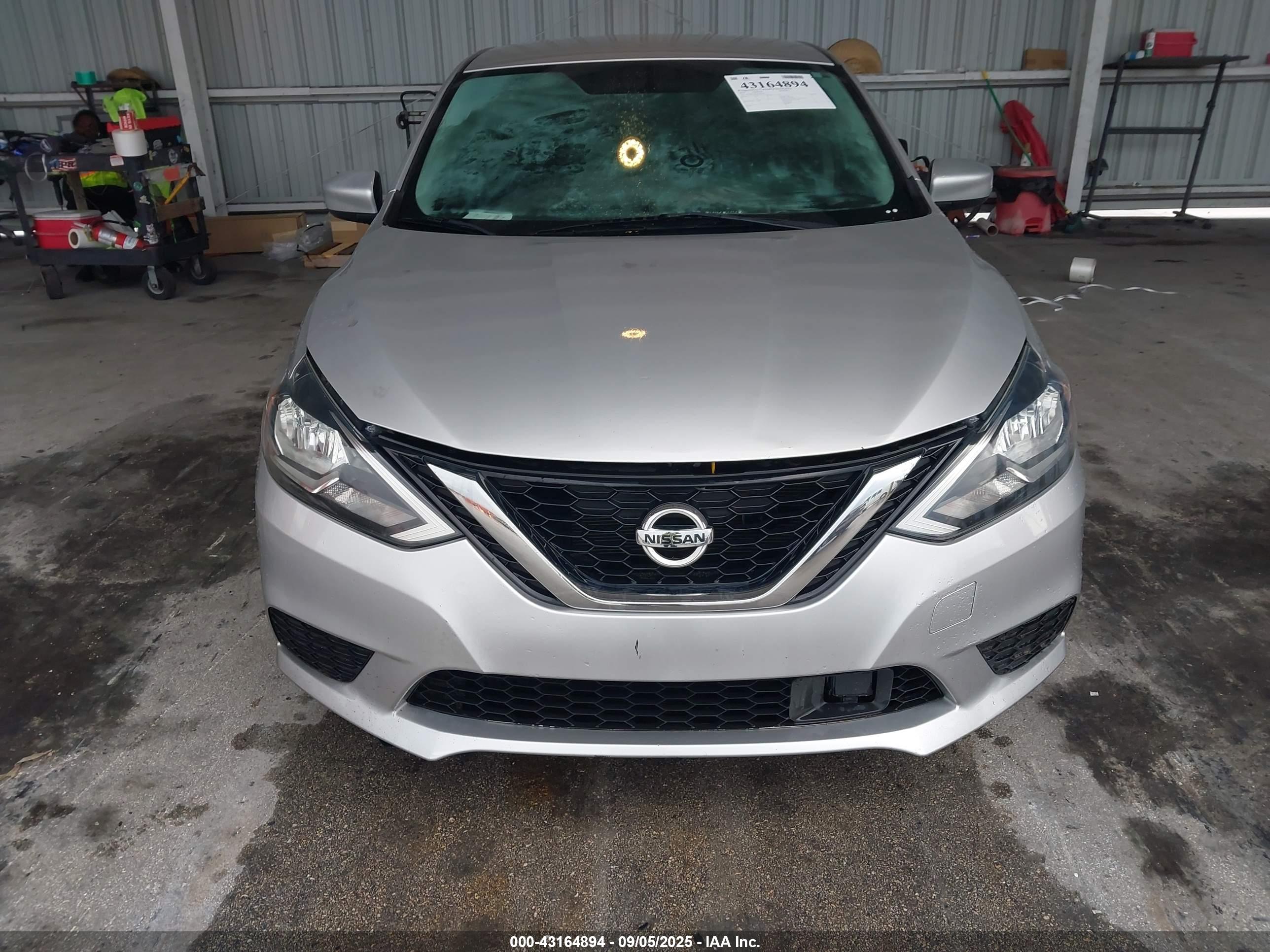 NISSAN SENTRA image 6