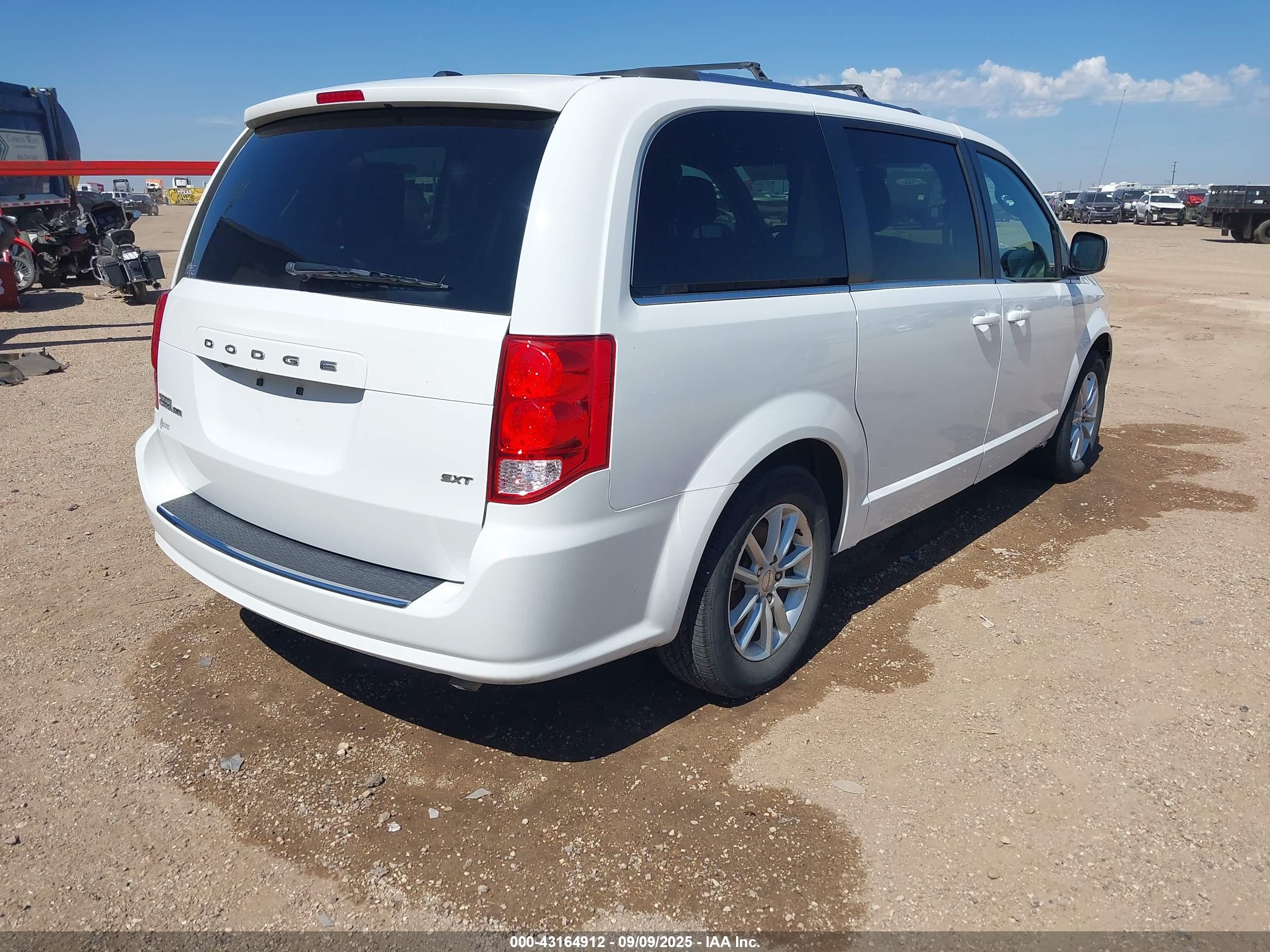 DODGE GRAND image 4