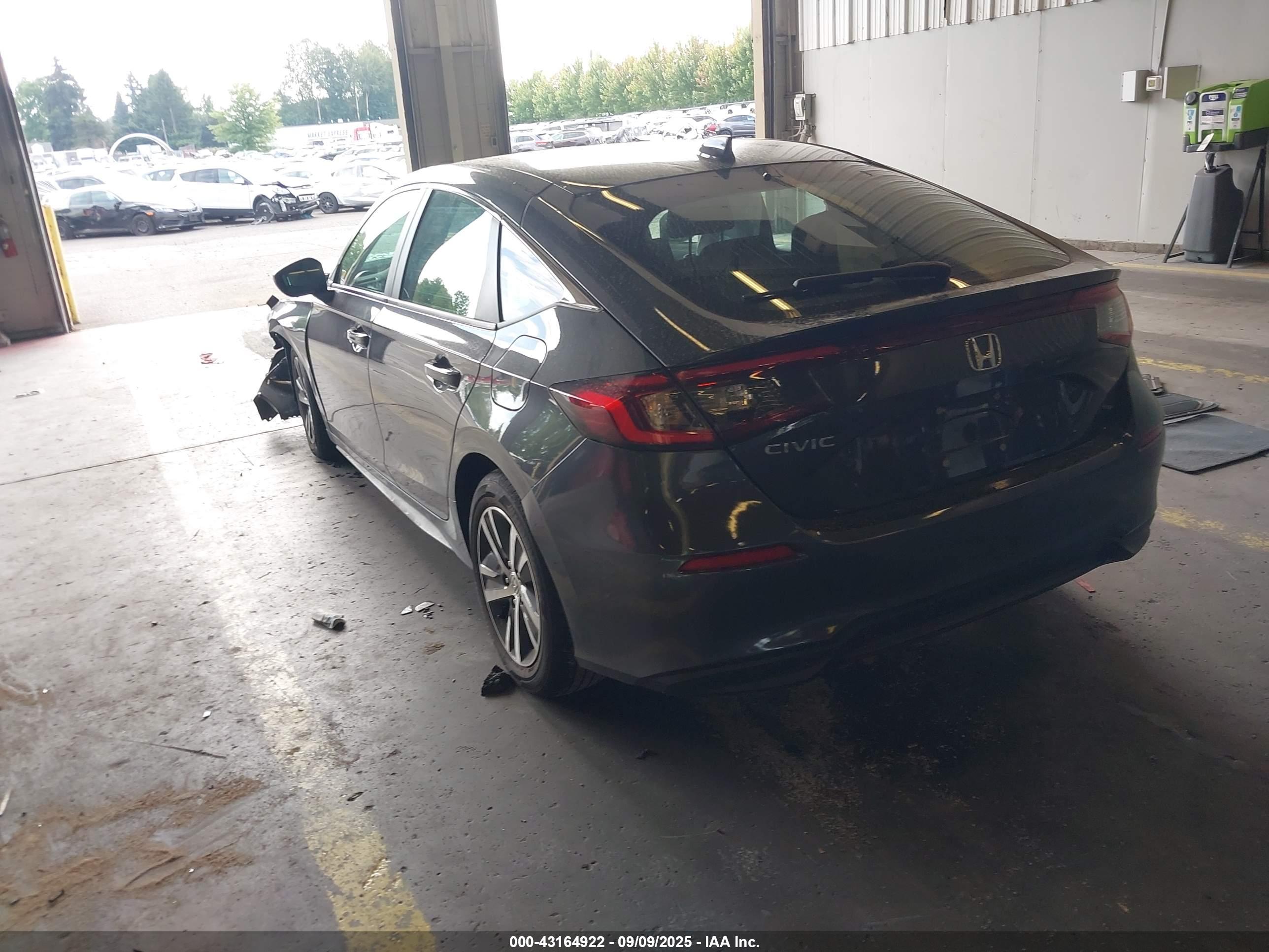 HONDA CIVIC image 3