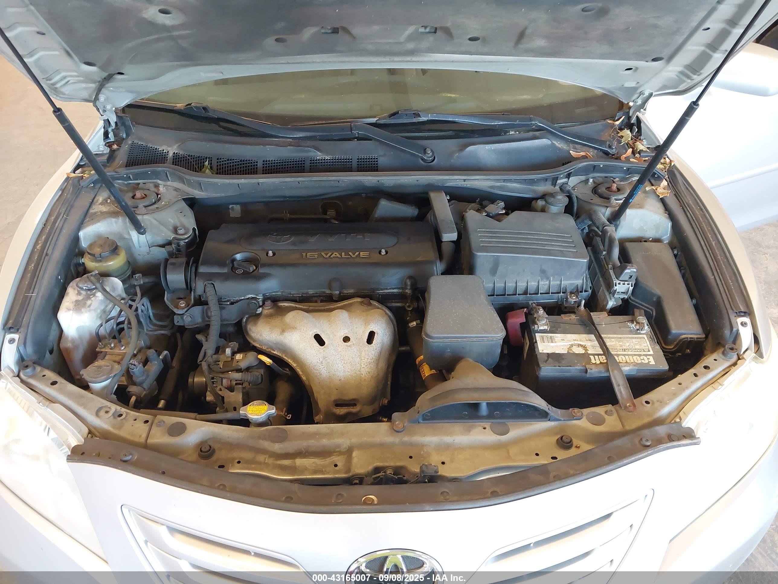 TOYOTA CAMRY image 10