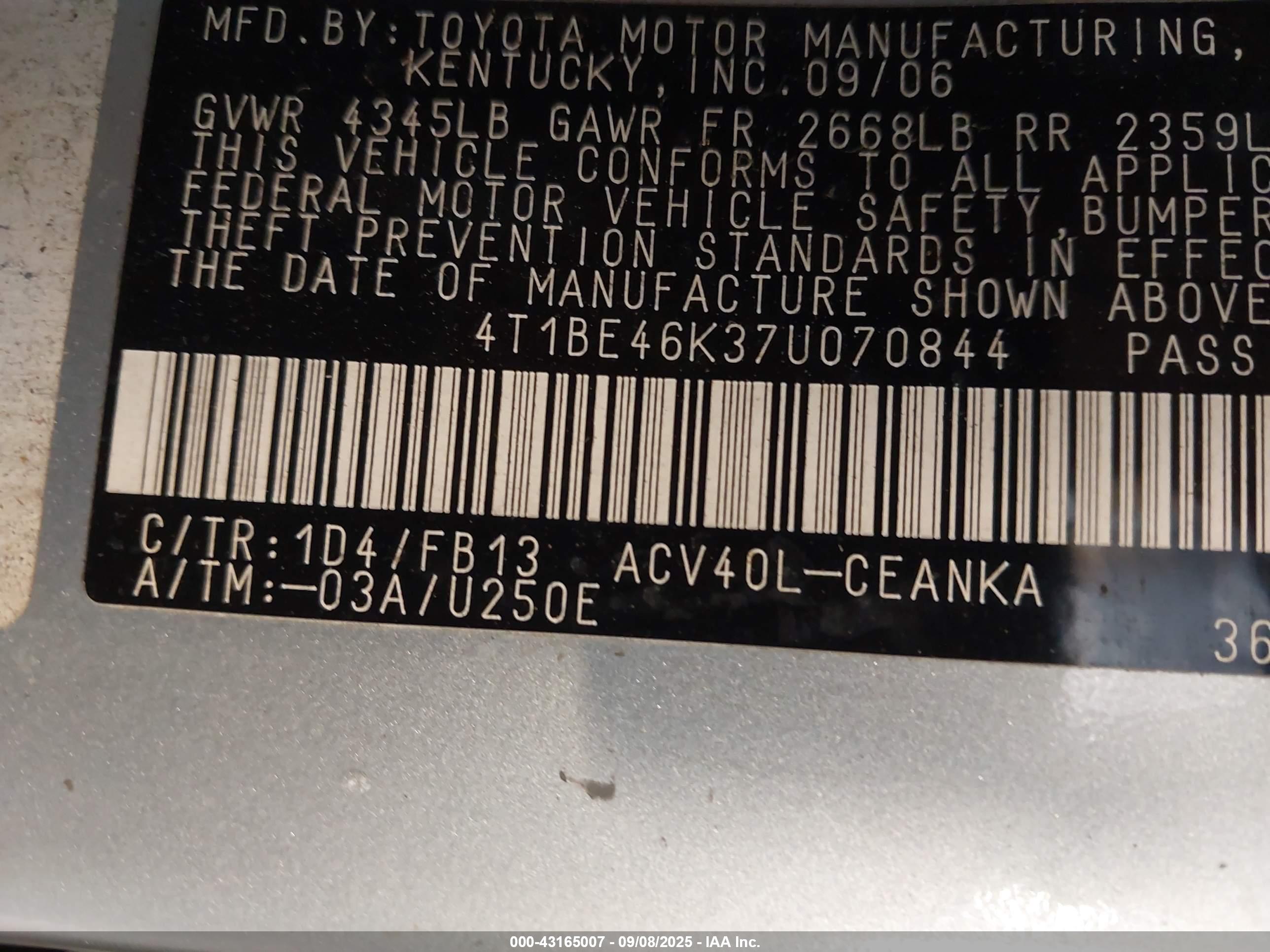 TOYOTA CAMRY image 9