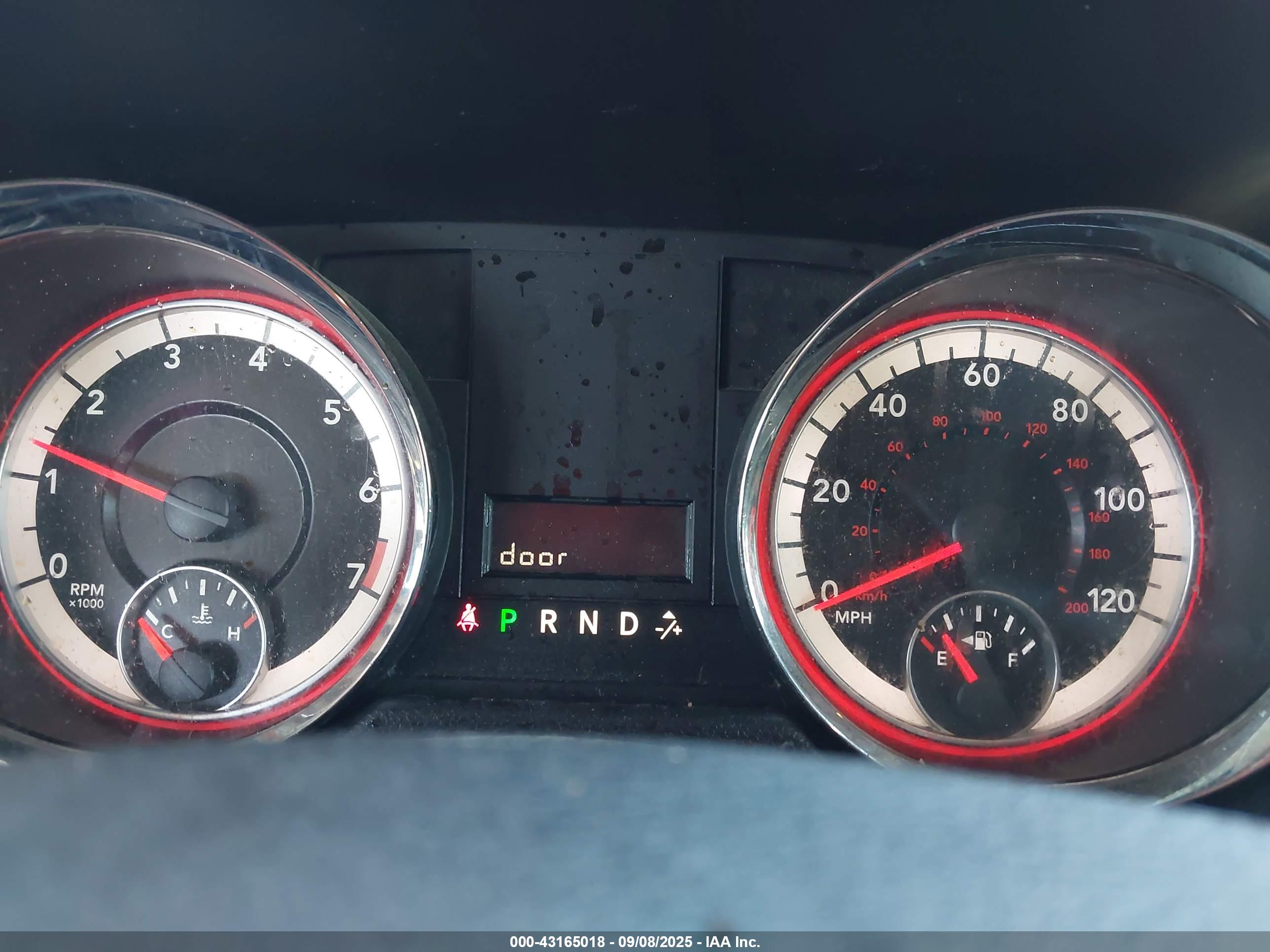 DODGE GRAND image 7