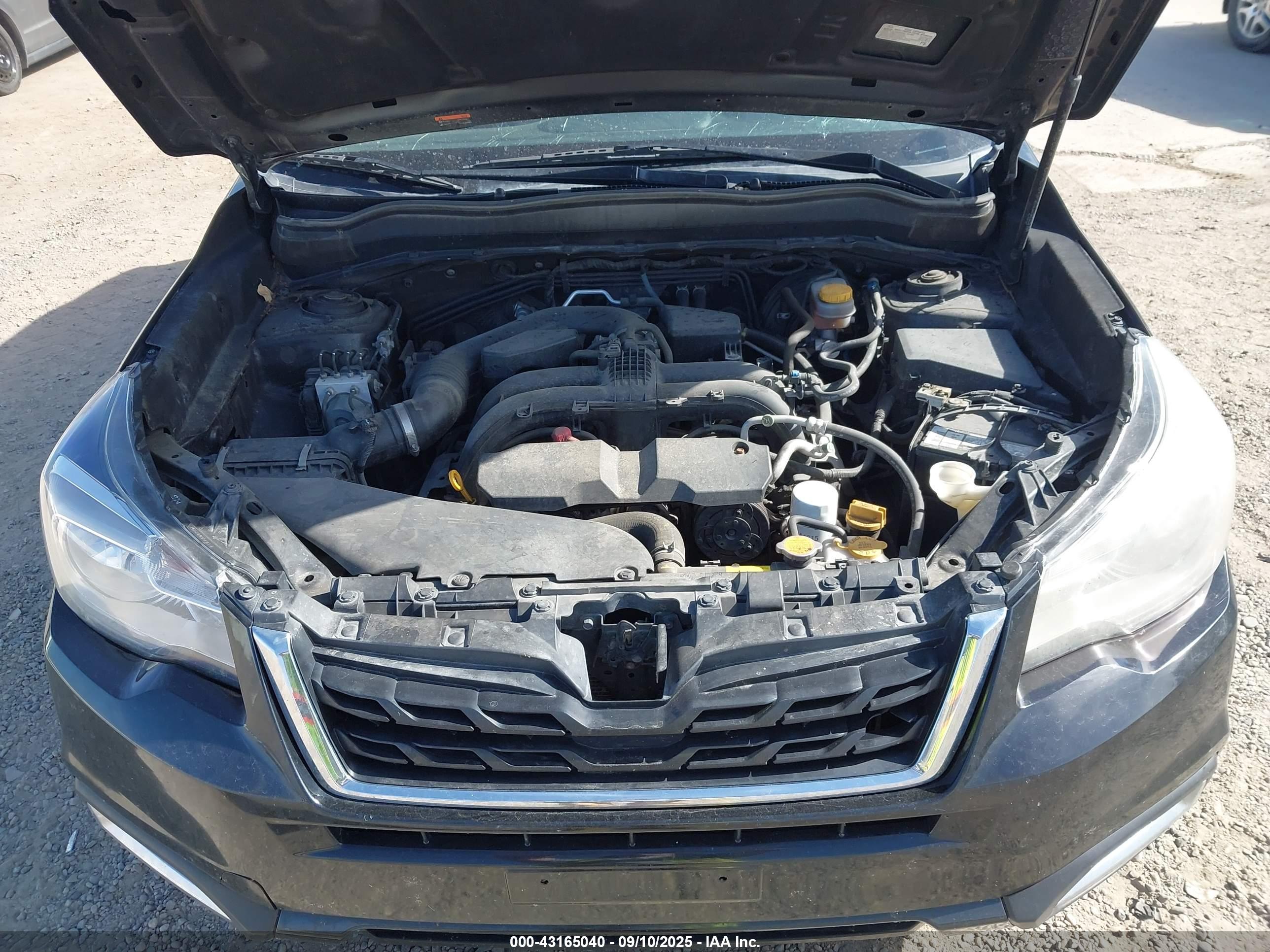 SUBARU FORESTER image 10
