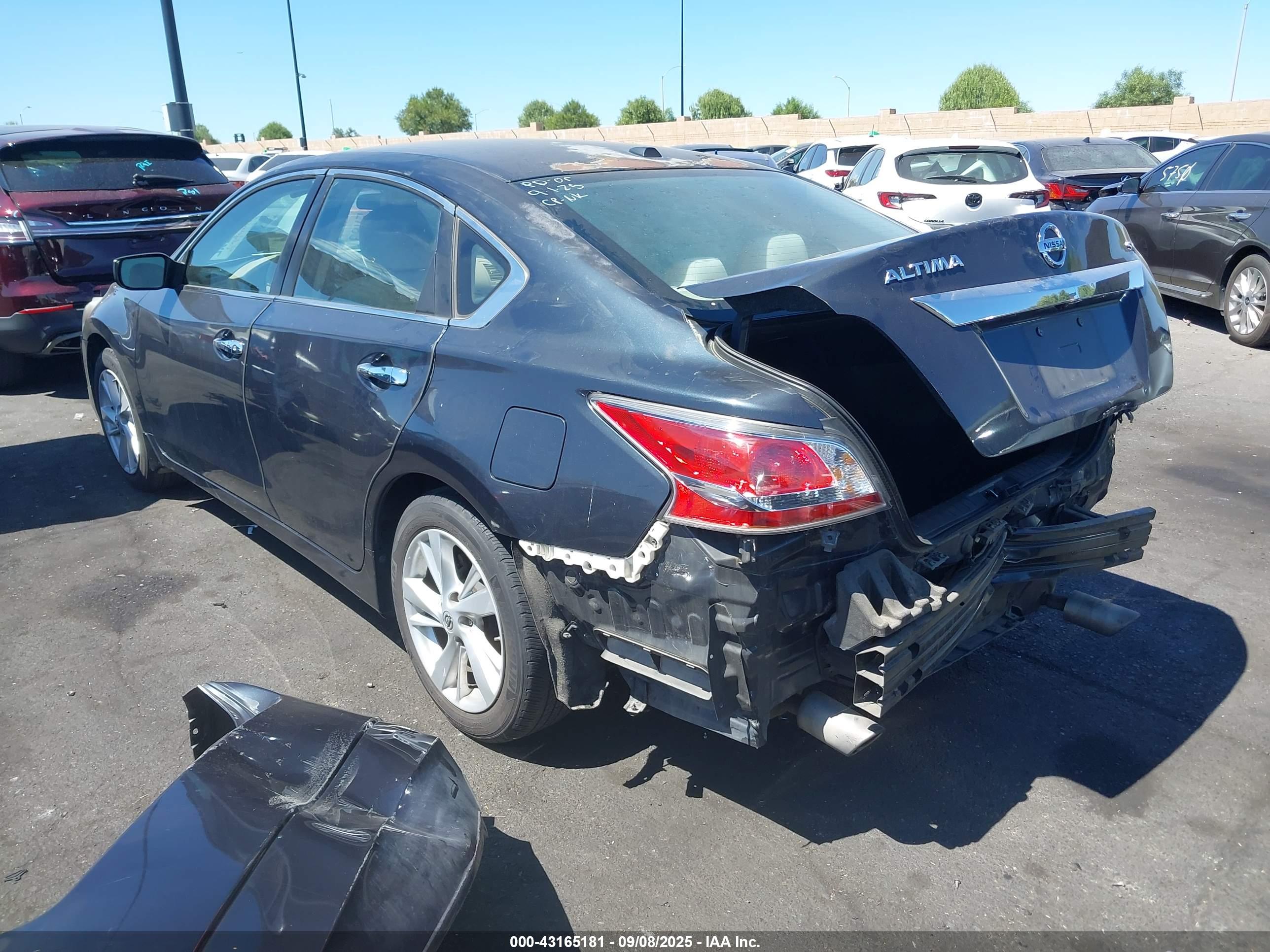 NISSAN ALTIMA image 3