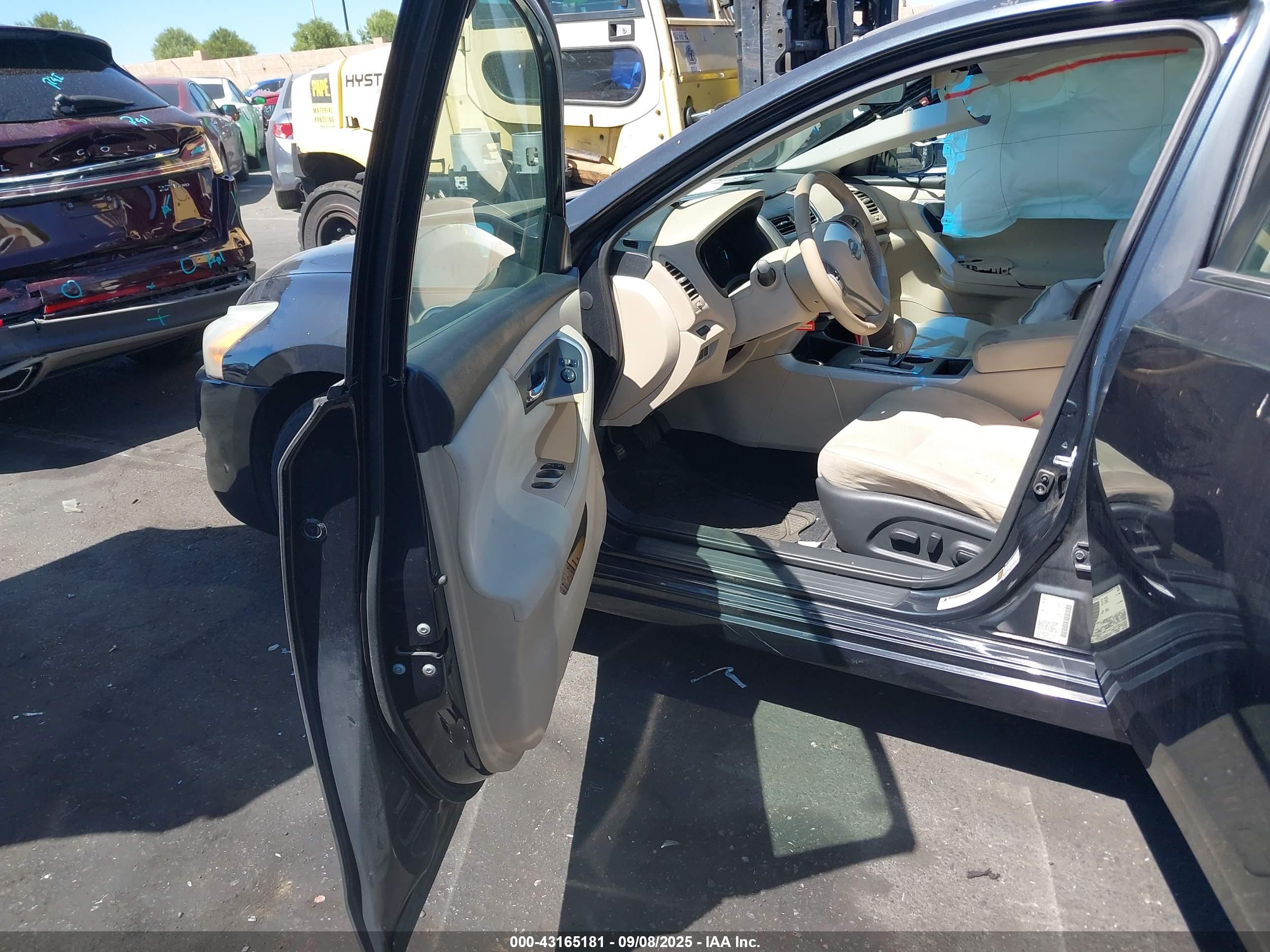 NISSAN ALTIMA image 5