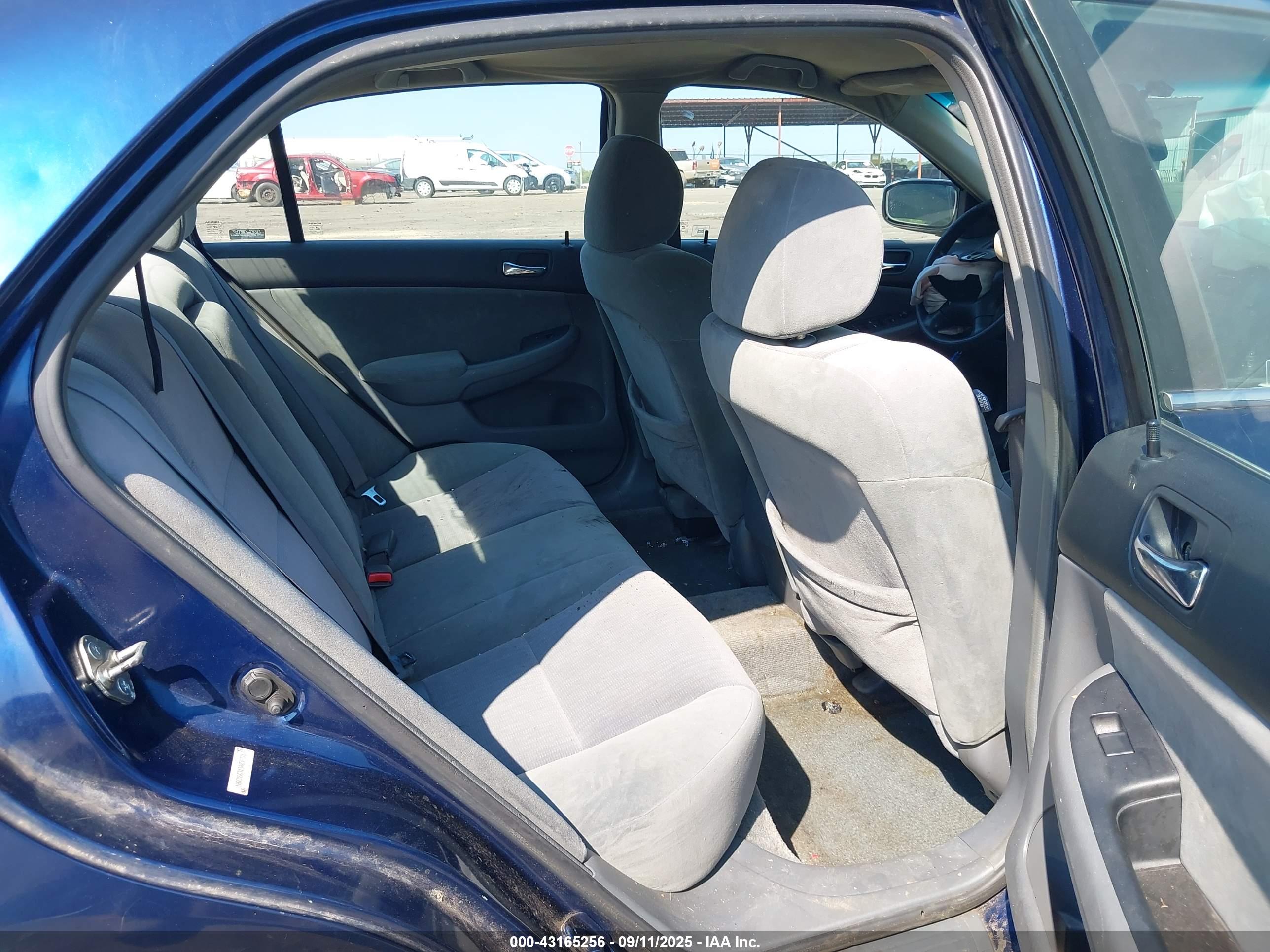 HONDA ACCORD image 8