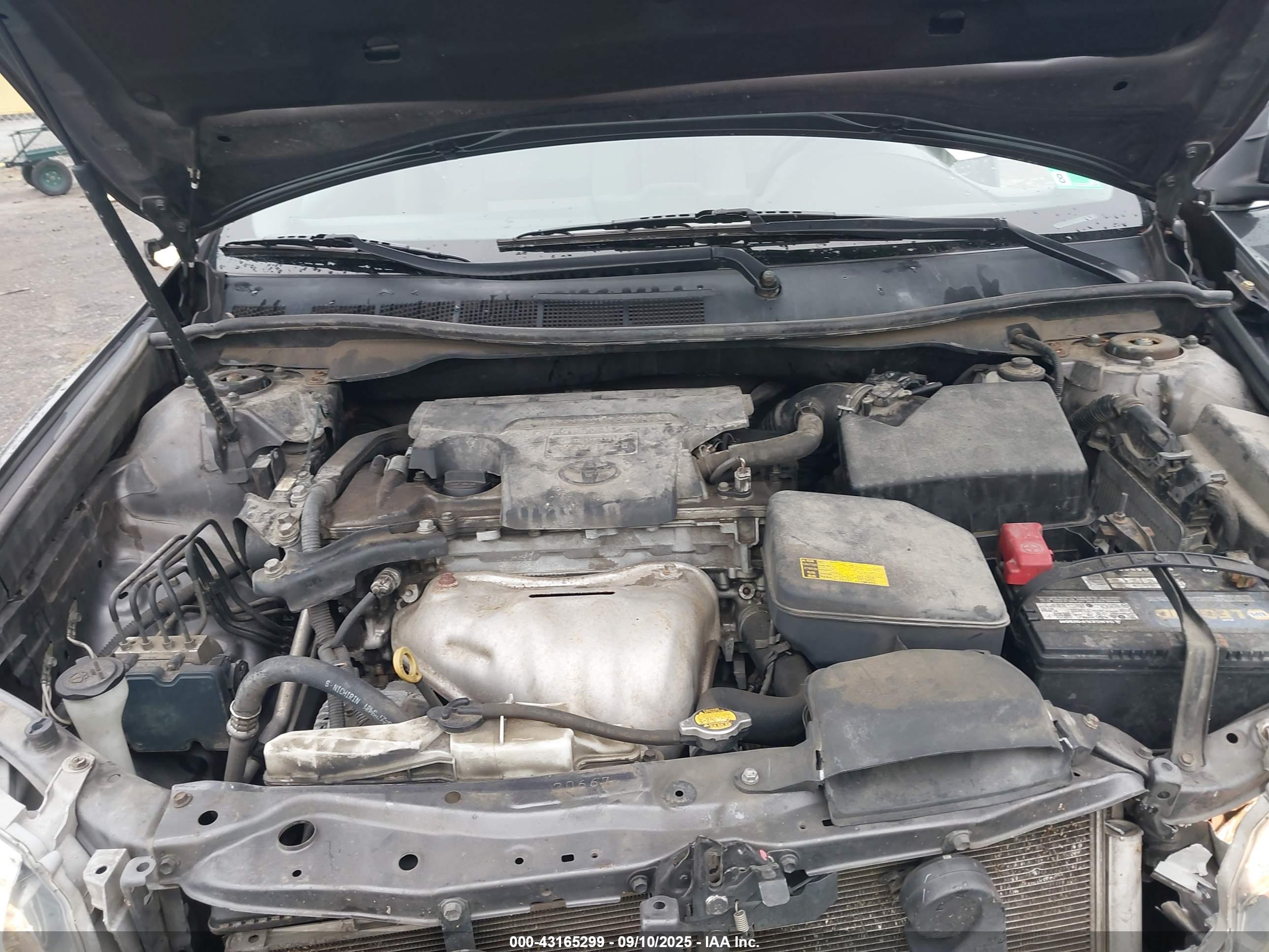 TOYOTA CAMRY image 10