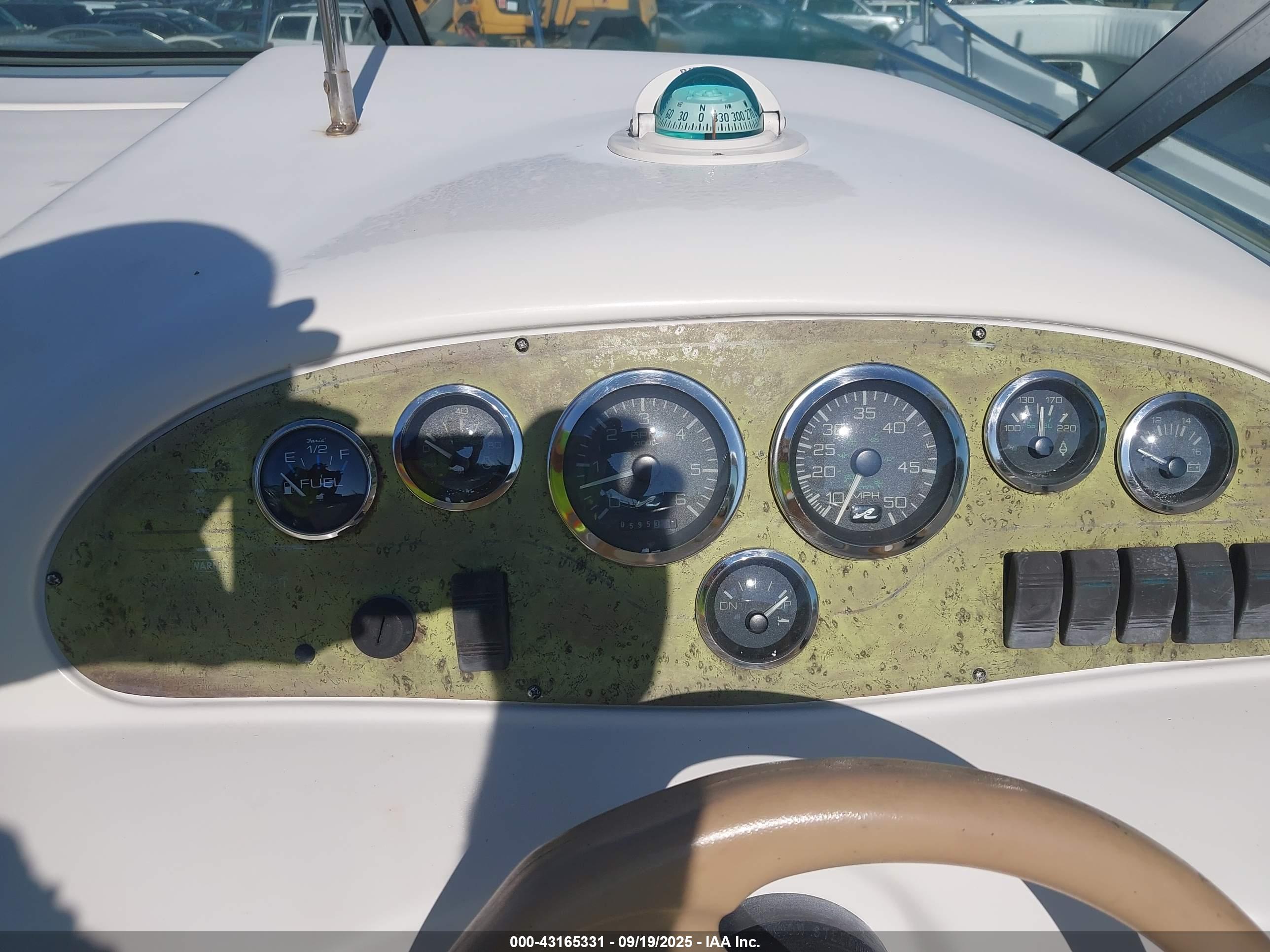 SEA RAY image 7