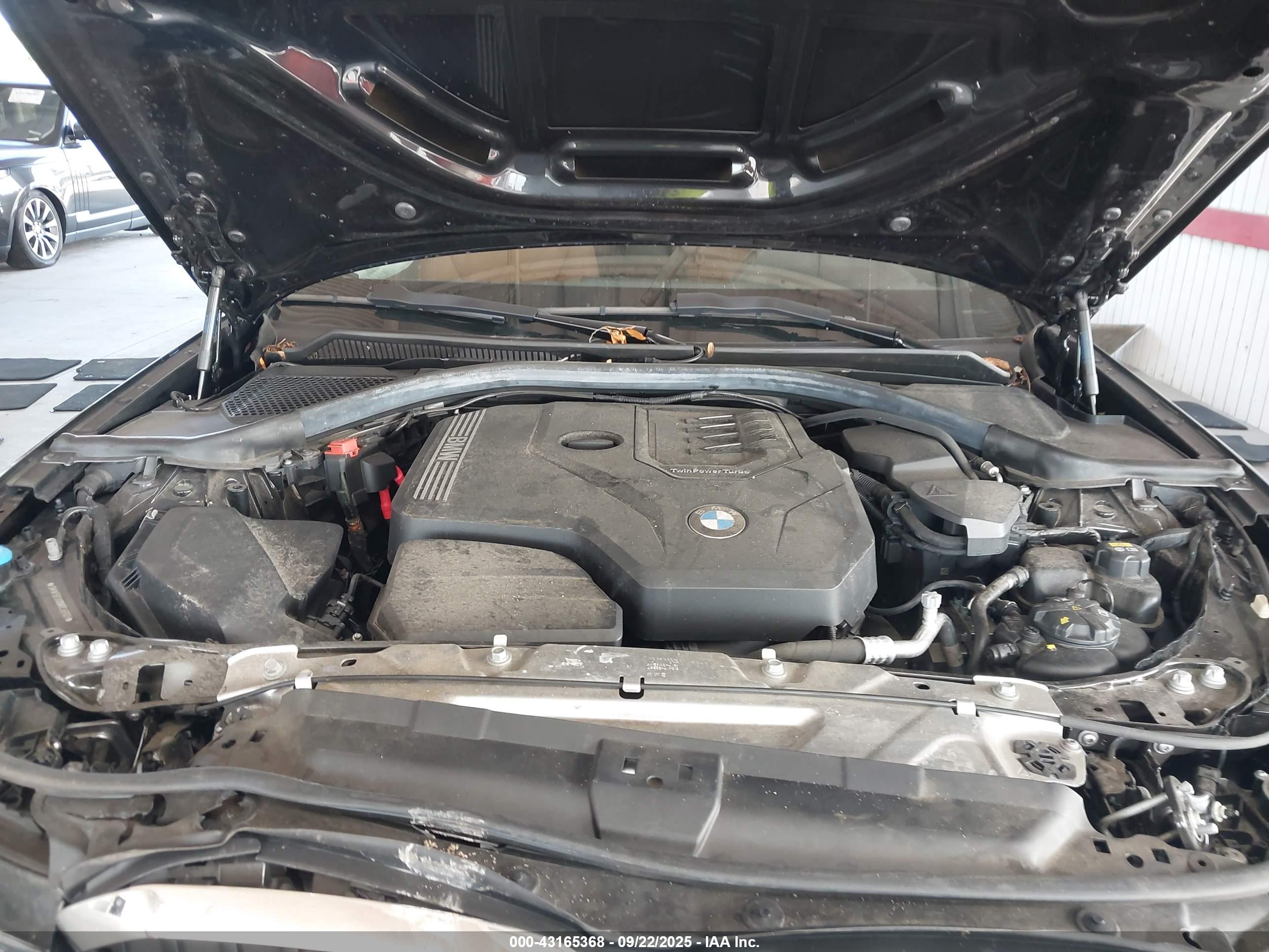 BMW 330I image 10