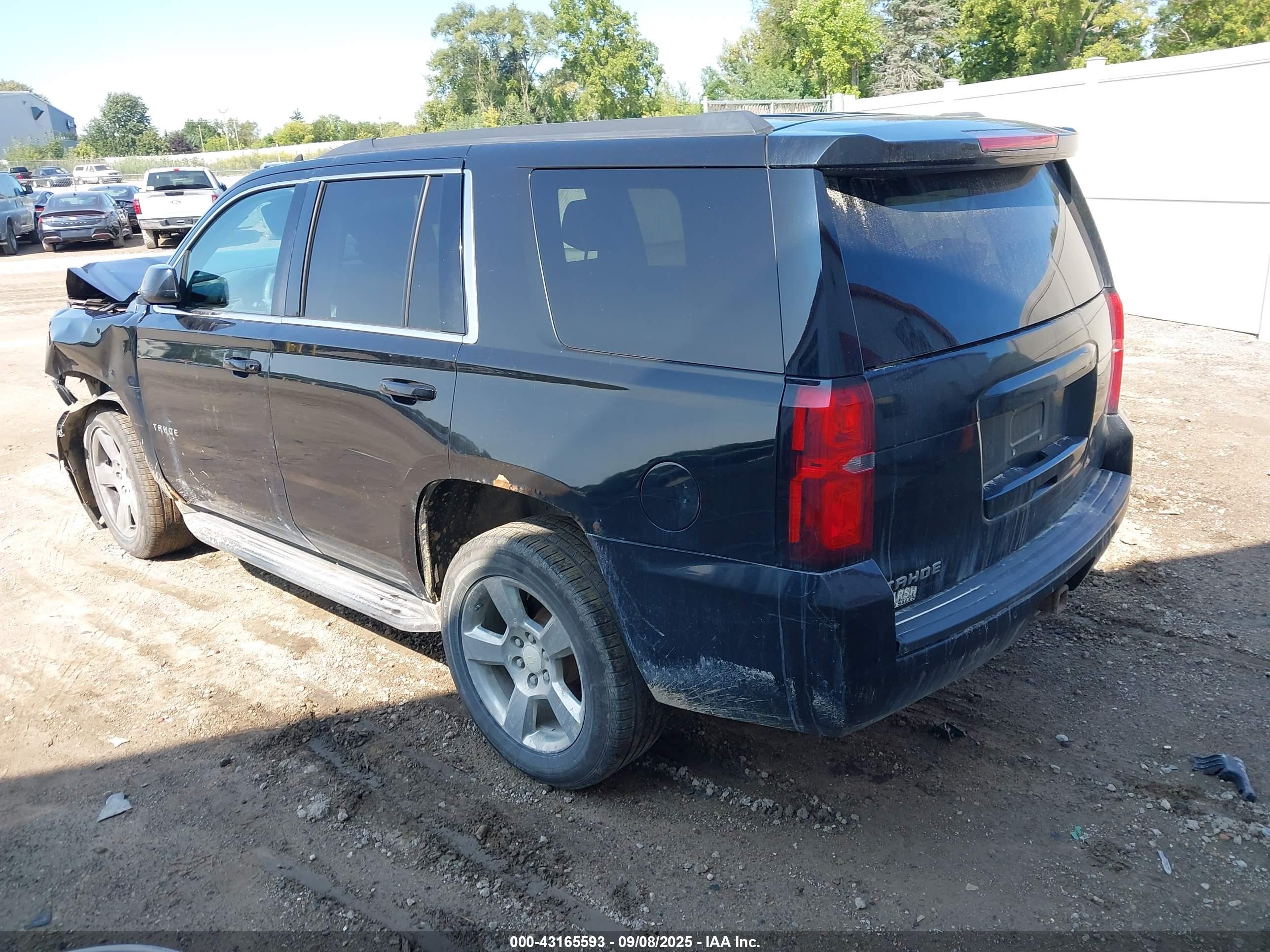 CHEVROLET TAHOE image 3