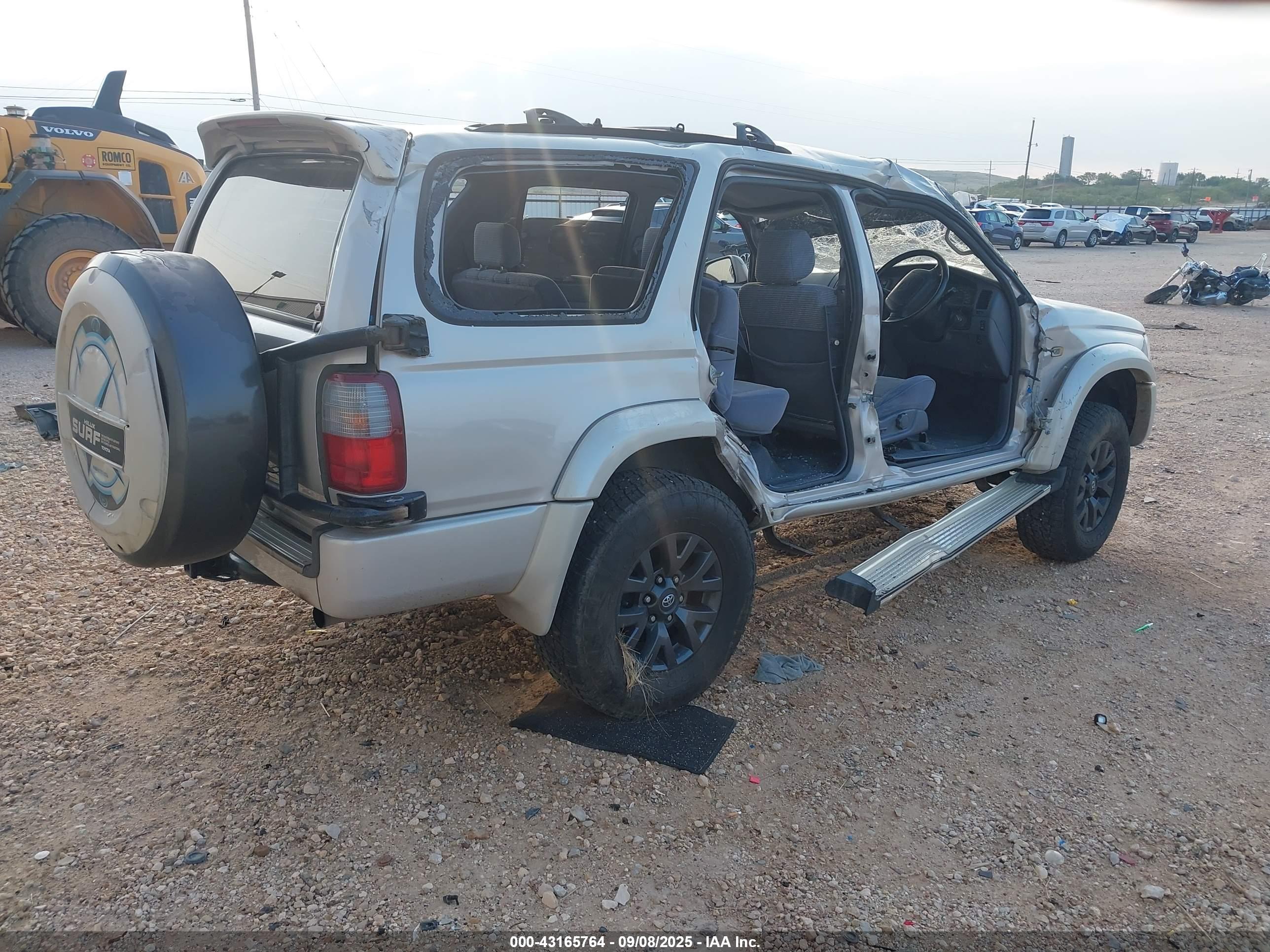TOYOTA 4RUNNER image 4