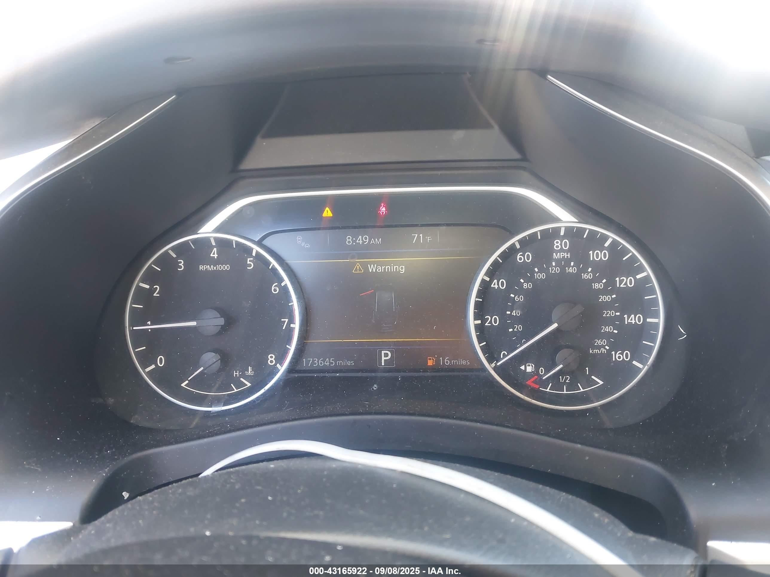 NISSAN MURANO image 7