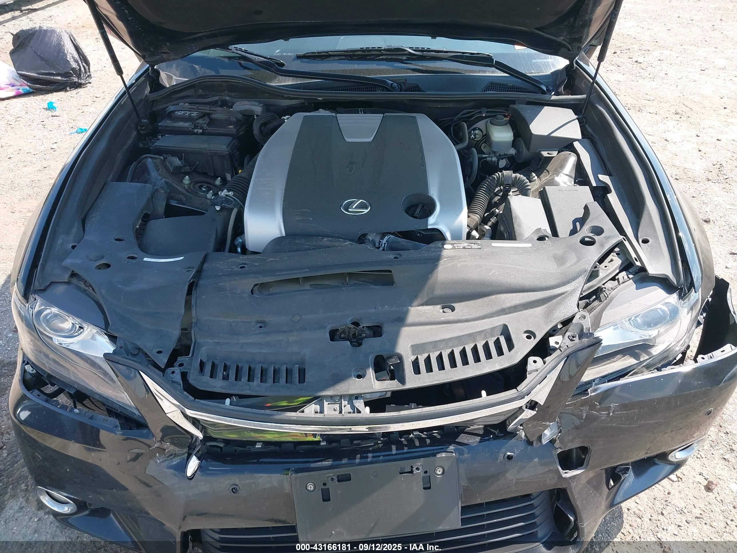 LEXUS GS image 10