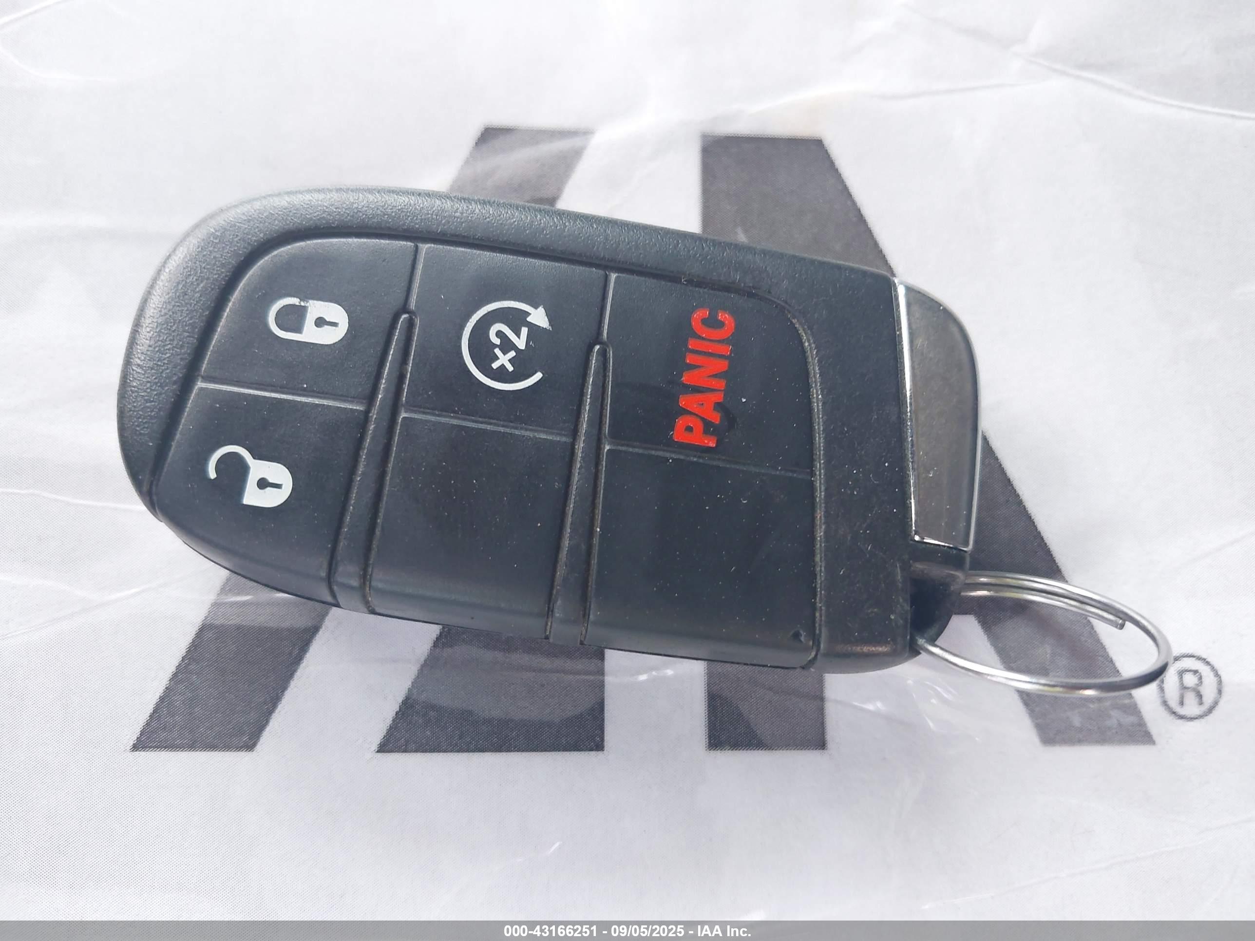 JEEP RENEGADE image 11