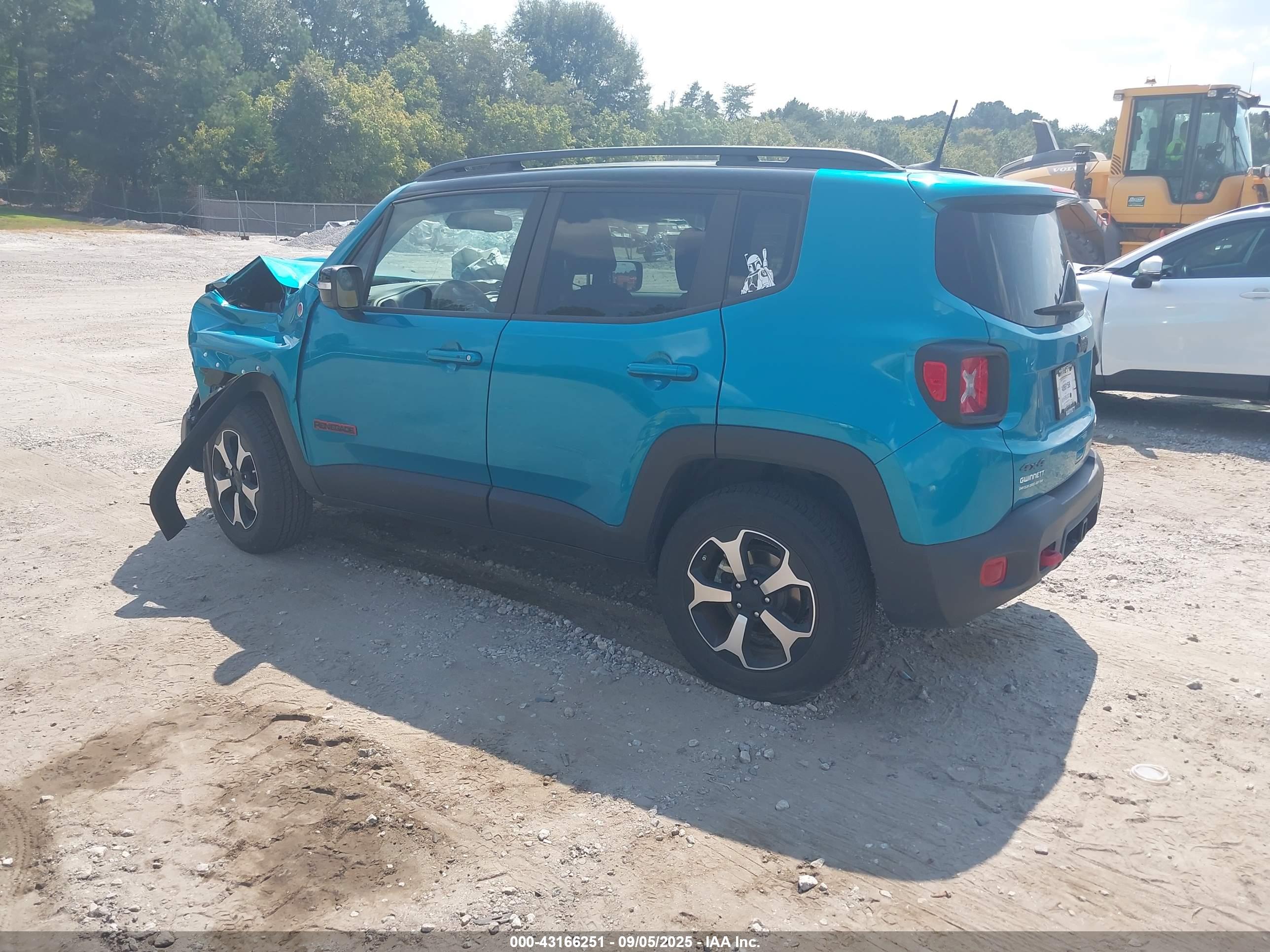 JEEP RENEGADE image 3