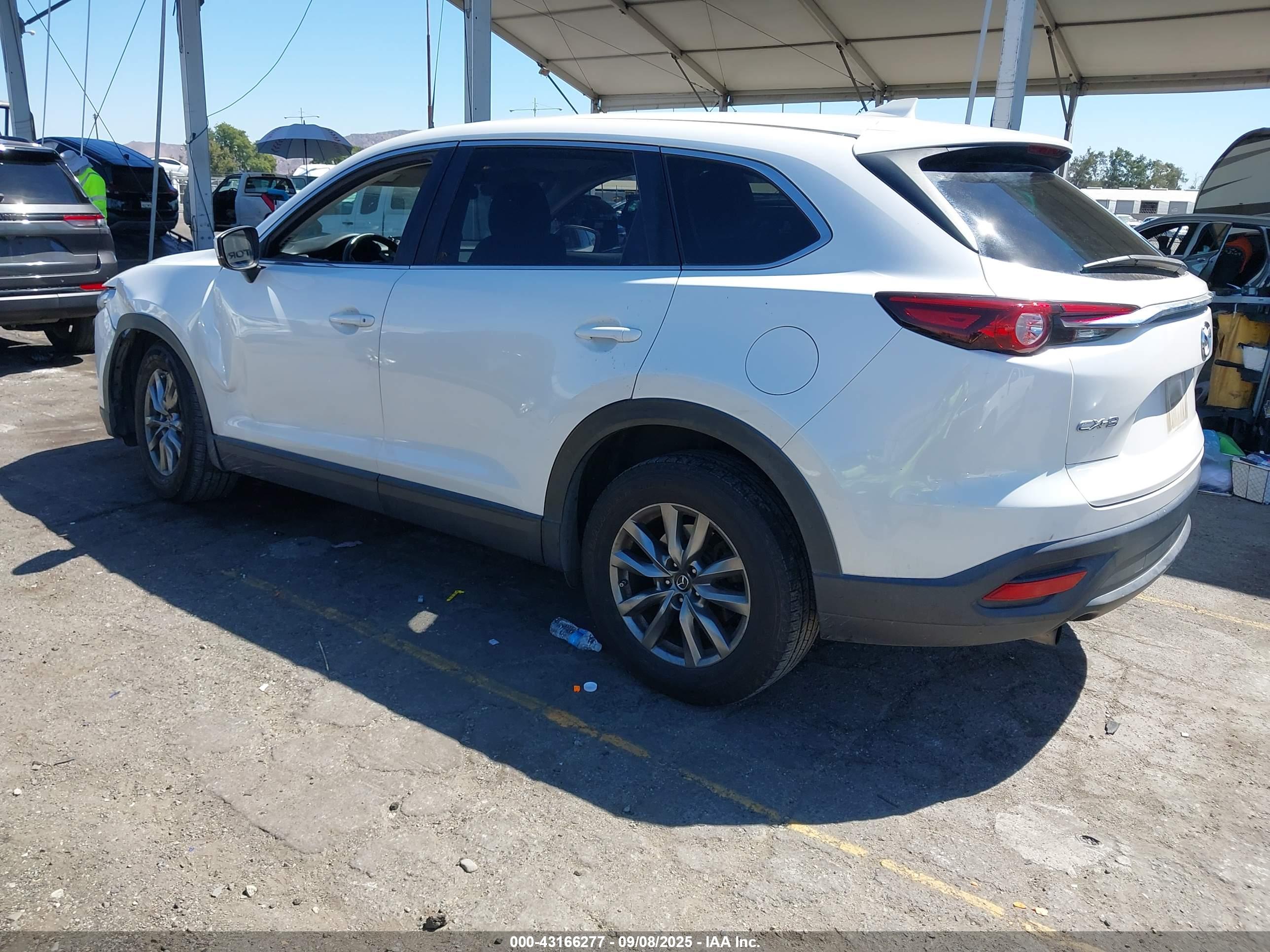 MAZDA CX-9 image 3