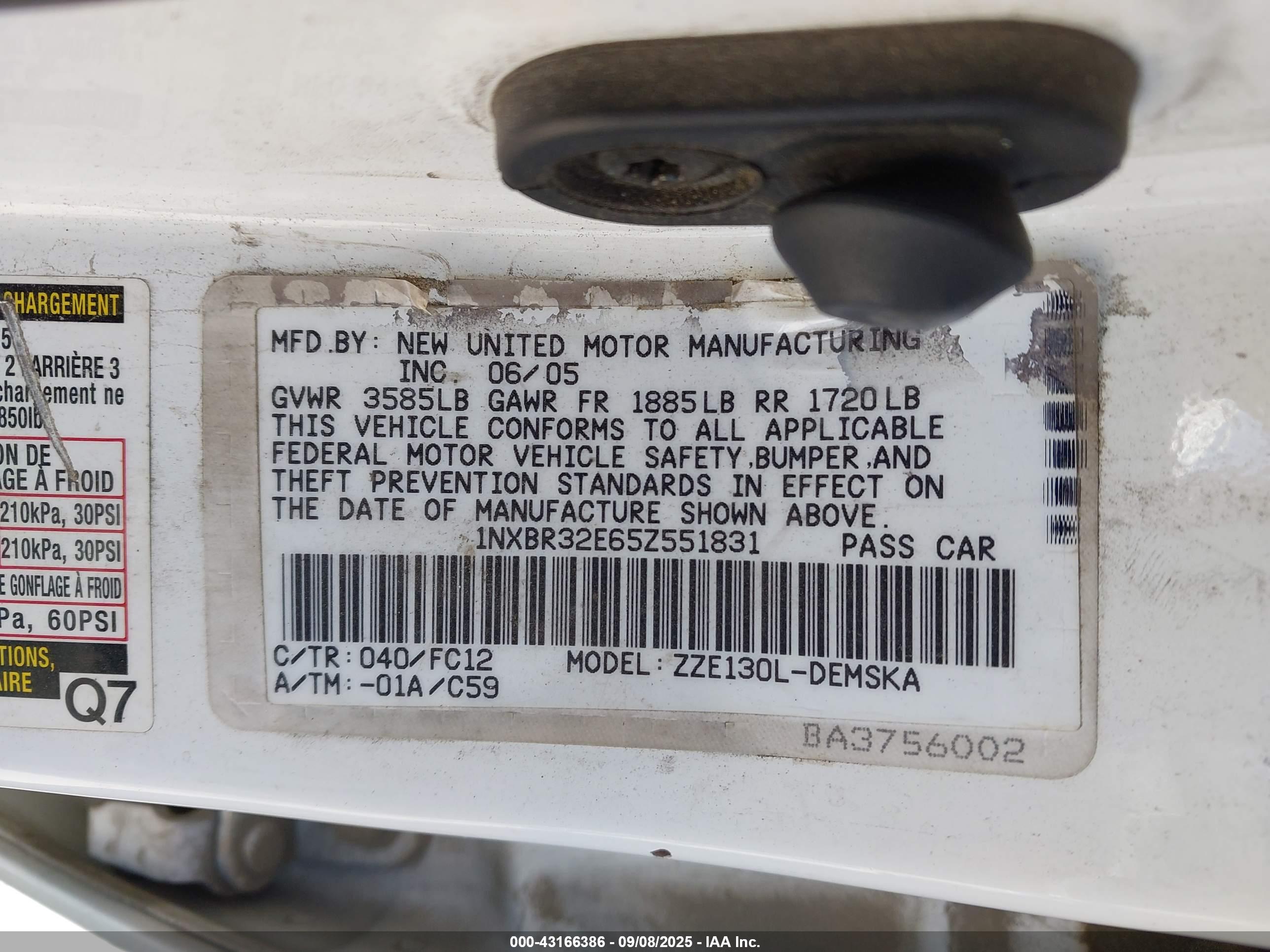 TOYOTA COROLLA image 9