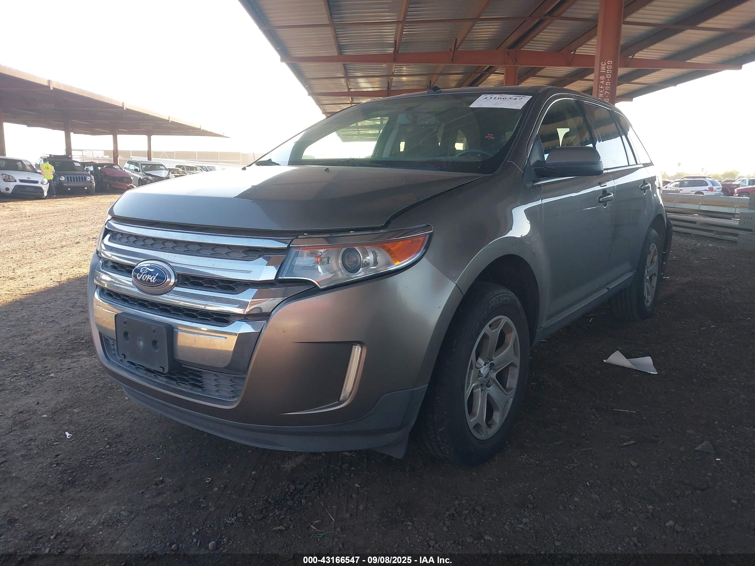 FORD EDGE image 2