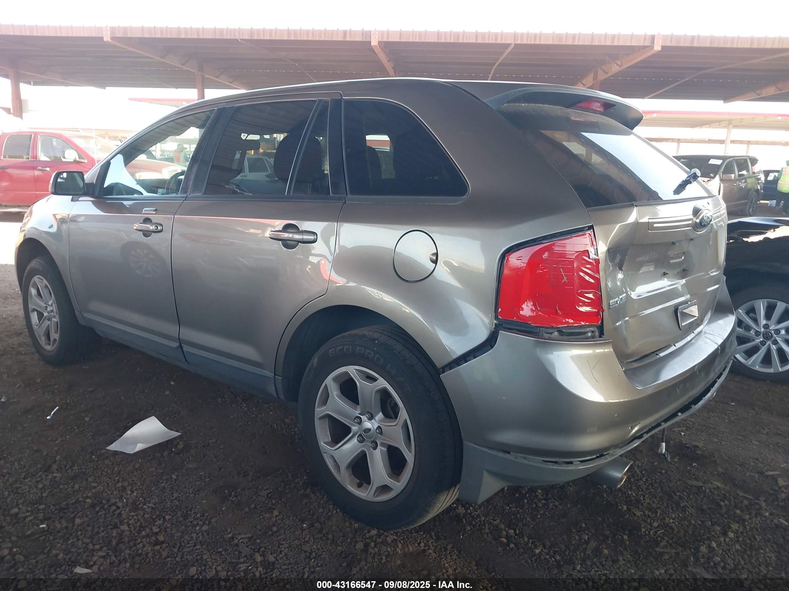 FORD EDGE image 3