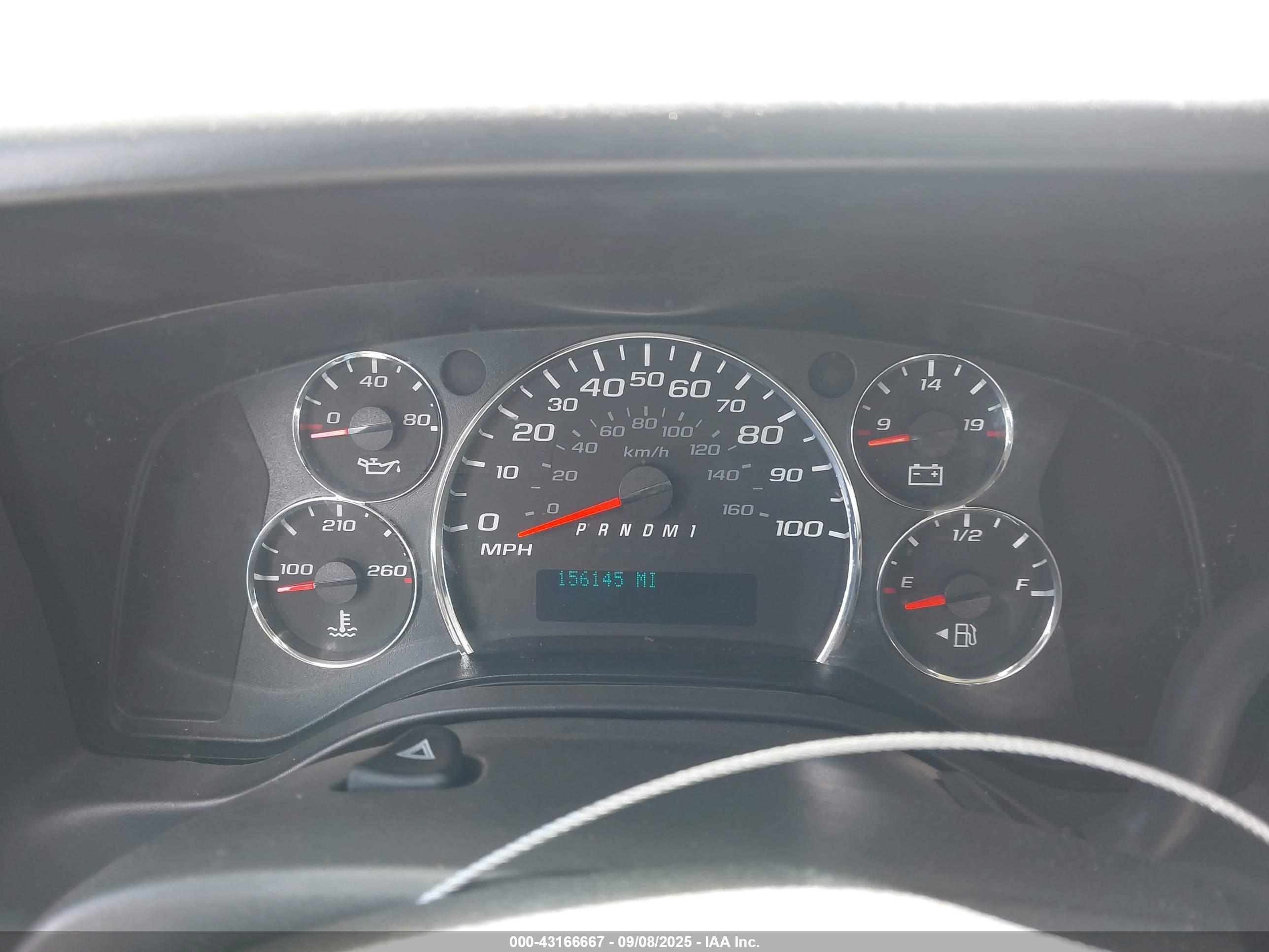 CHEVROLET EXPRESS image 7