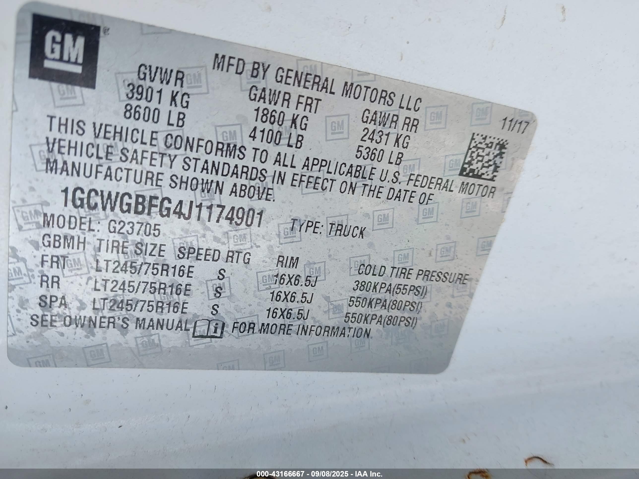 CHEVROLET EXPRESS image 9