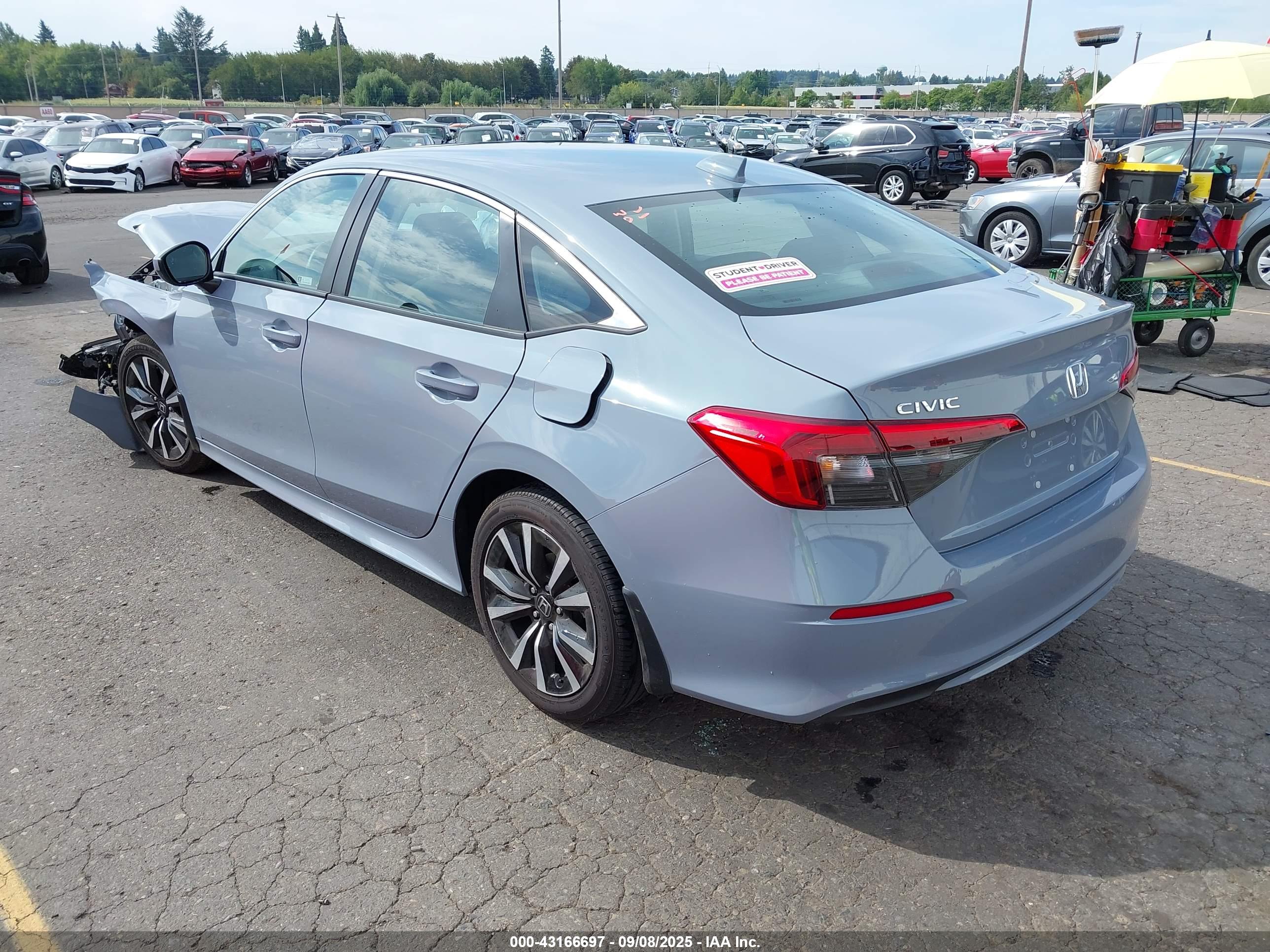 HONDA CIVIC image 3